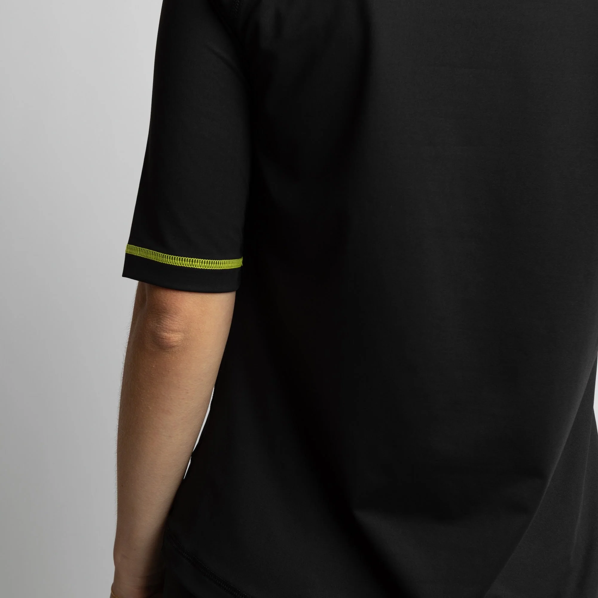Activewear Half Sleeve T-Shirt black - Image 5