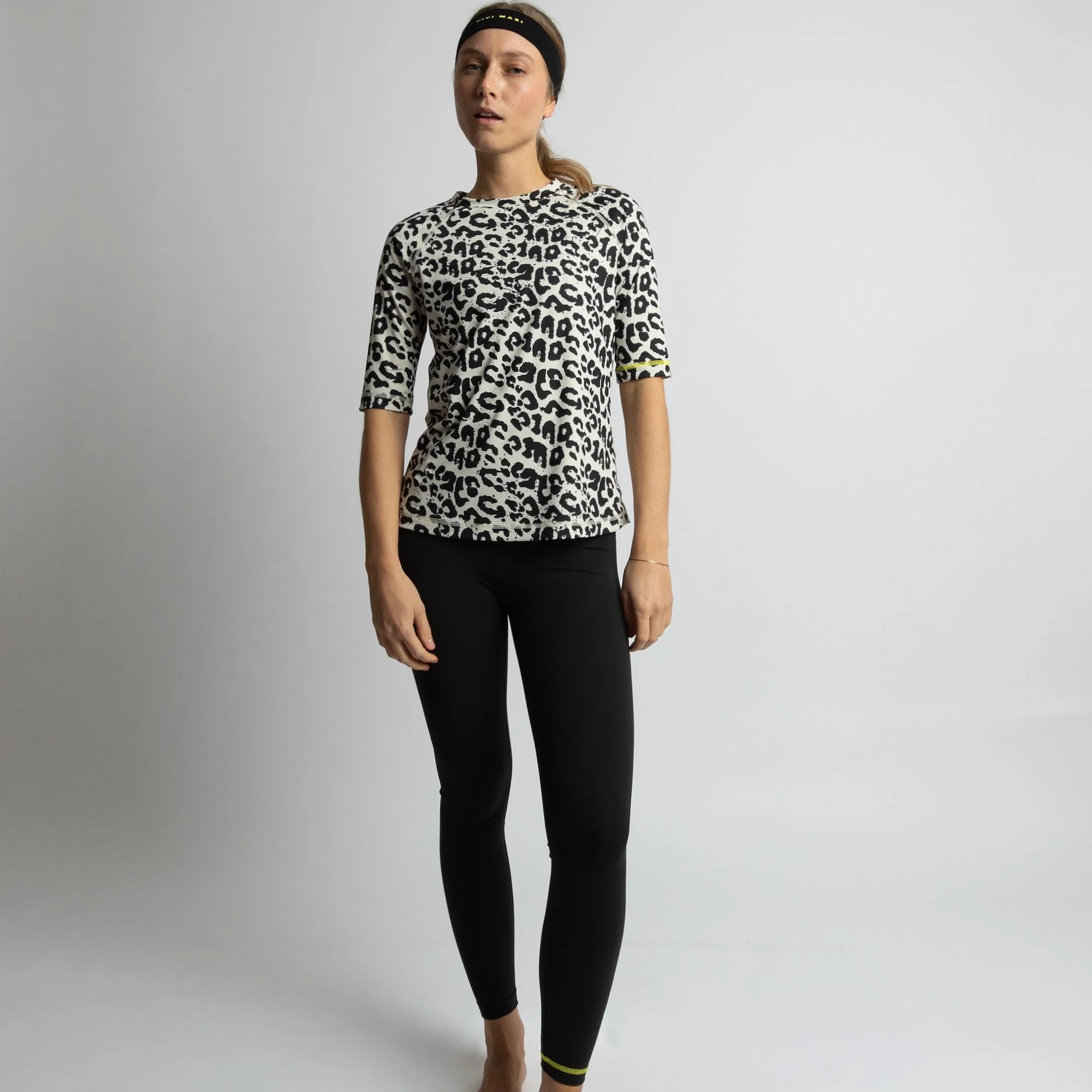 Activewear Half Sleeve T-Shirt leo splashes black/sand - Image 6