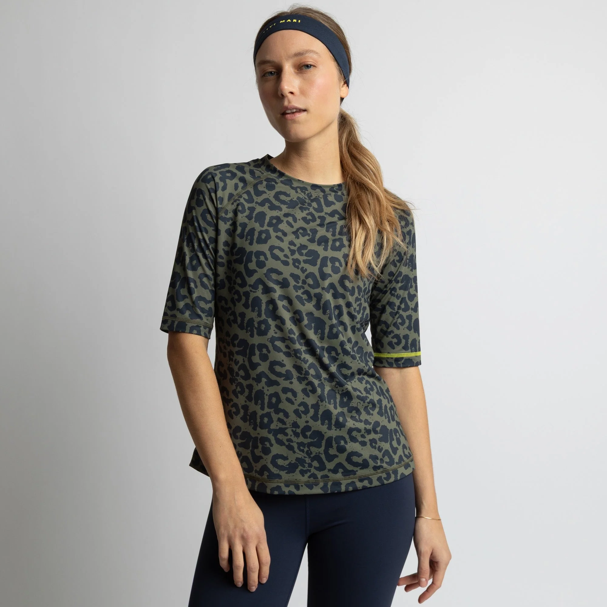 Activewear Half Sleeve T-Shirt leo splashes navy/olive - Image 3
