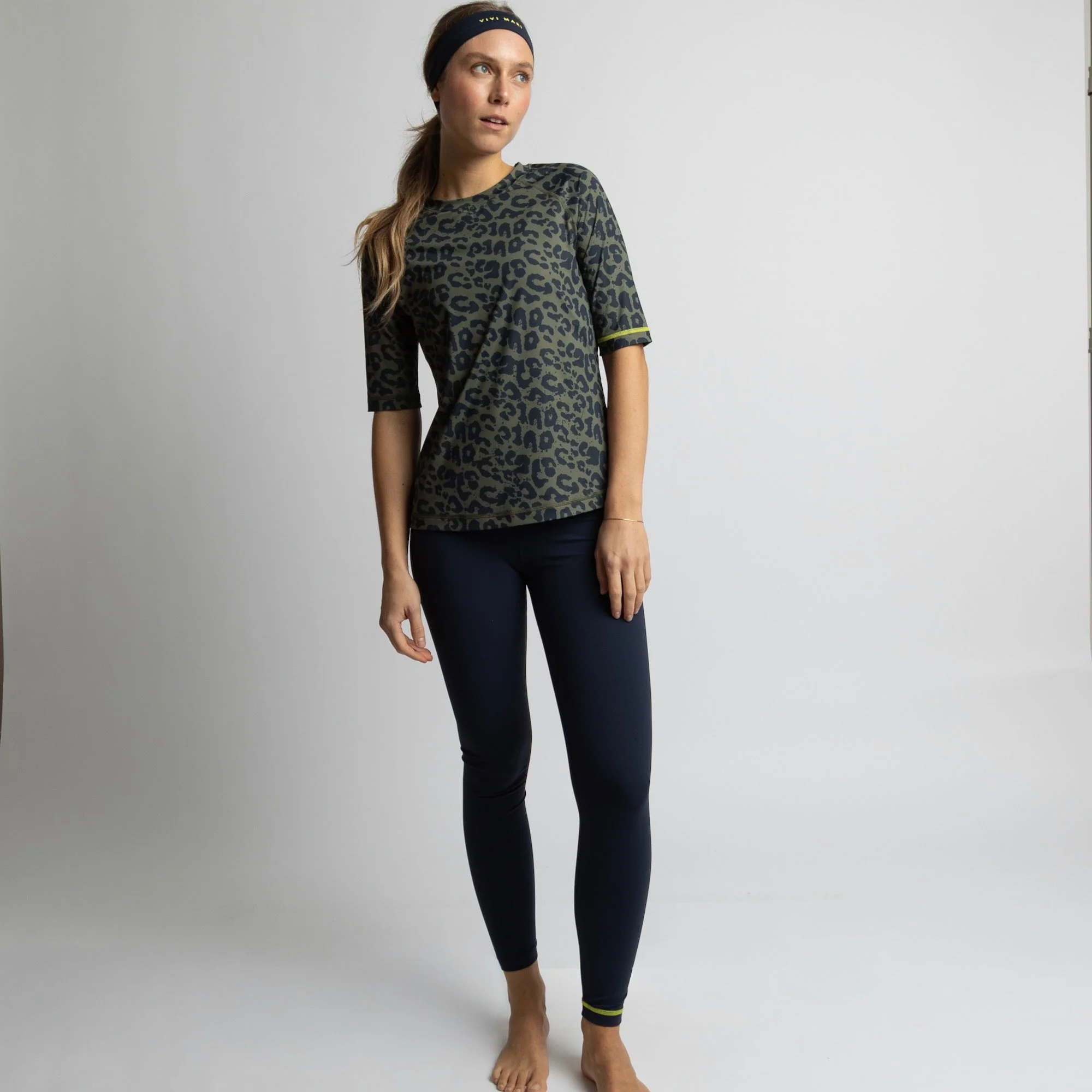 Activewear Half Sleeve T-Shirt leo splashes navy/olive - Image 5