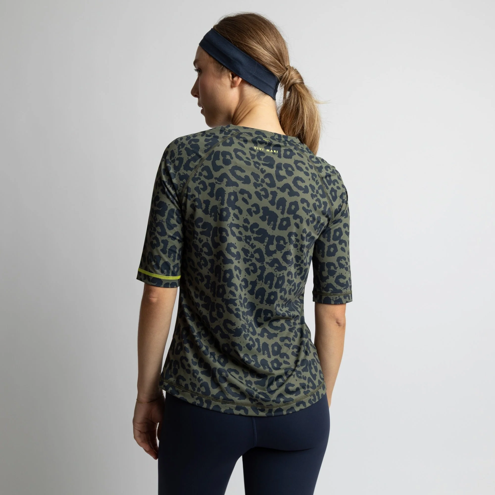 Activewear Half Sleeve T-Shirt leo splashes navy/olive - Image 7