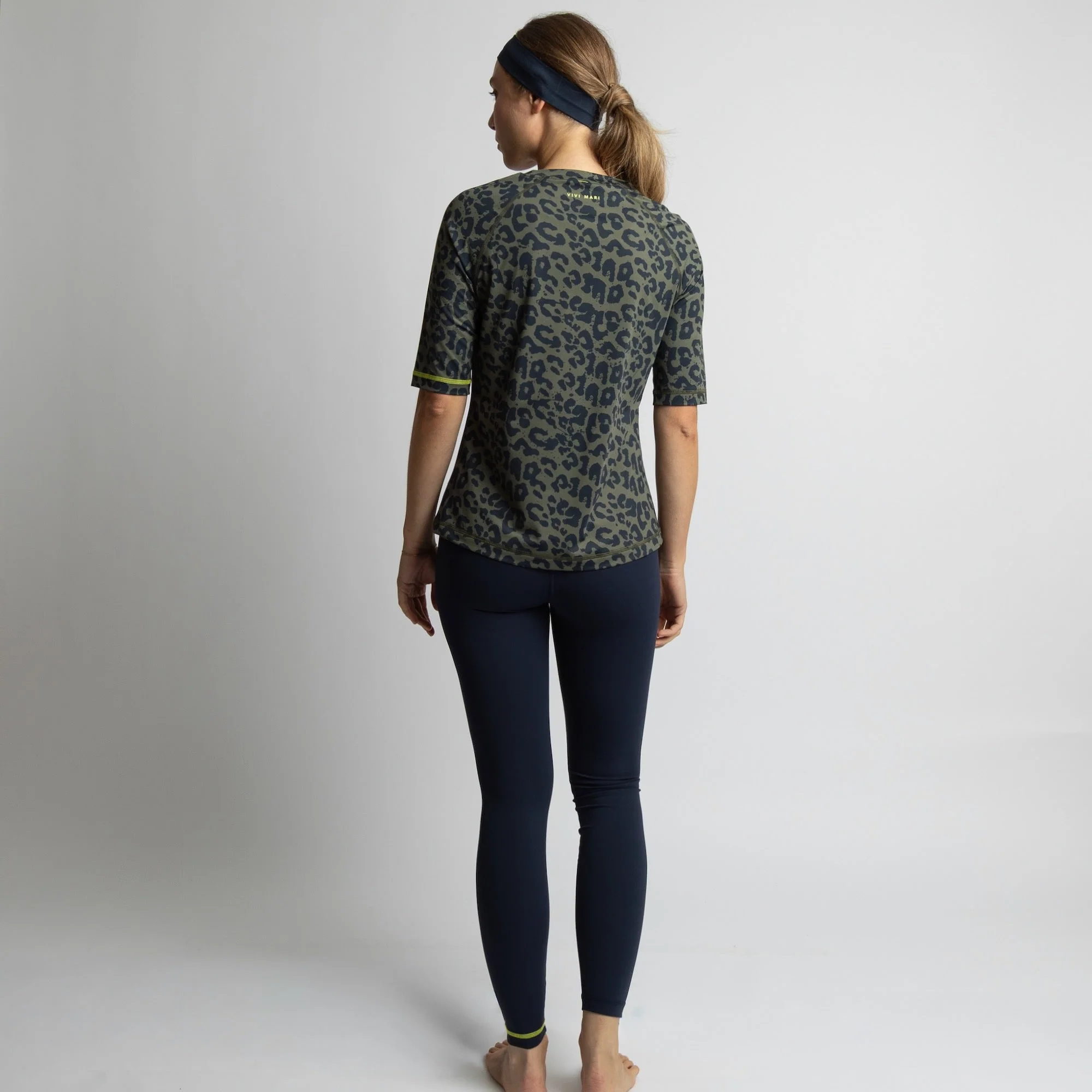 Activewear Half Sleeve T-Shirt leo splashes navy/olive - Image 8