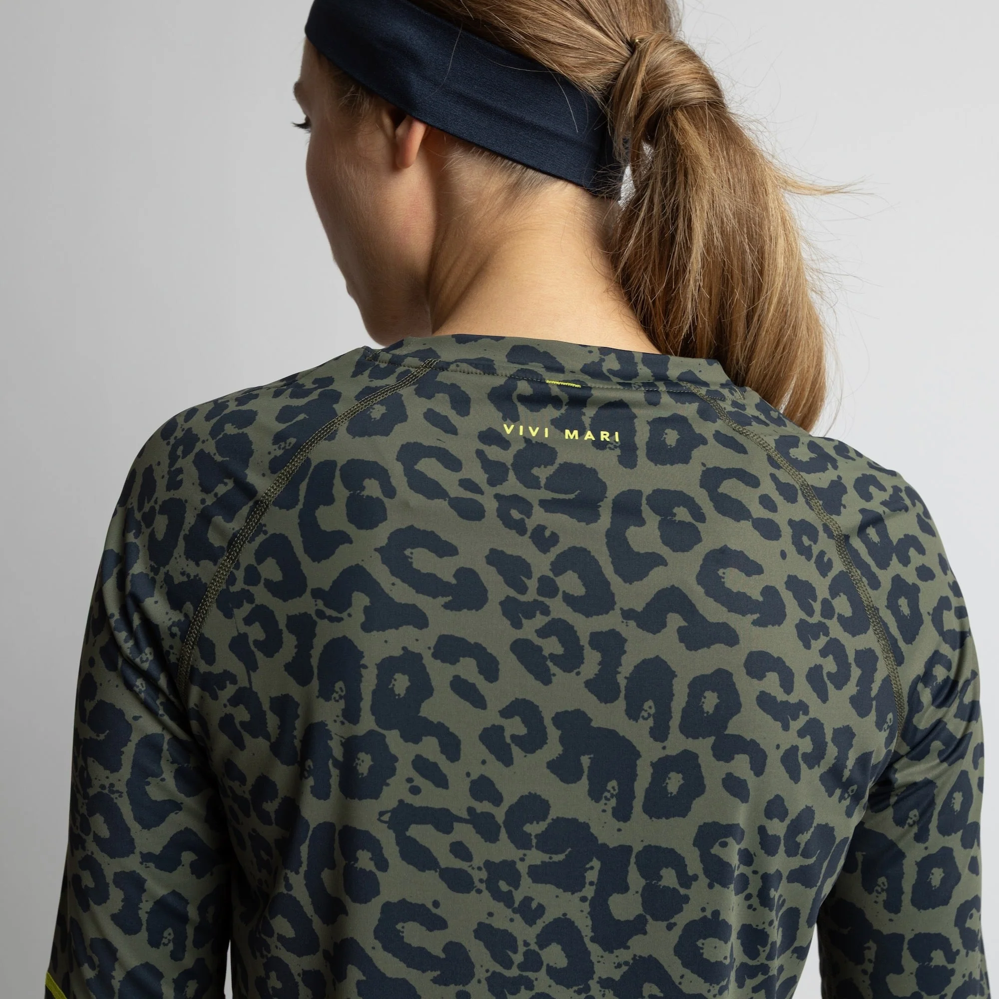 Activewear Headband navy - Image 4