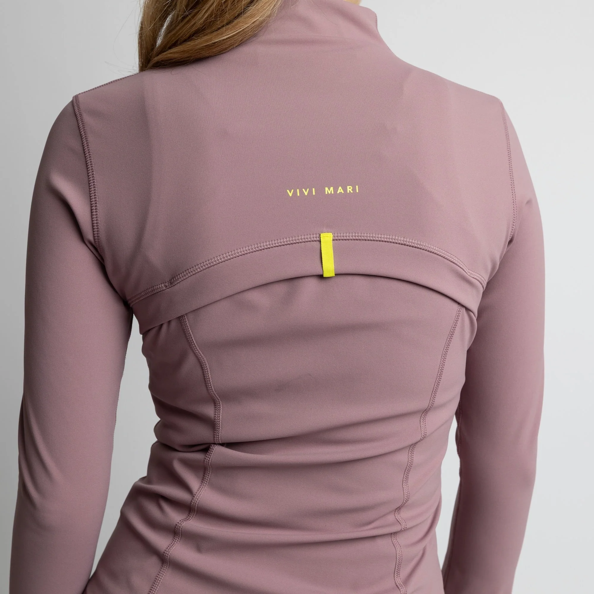 Activewear Jacket ash plum - Image 7