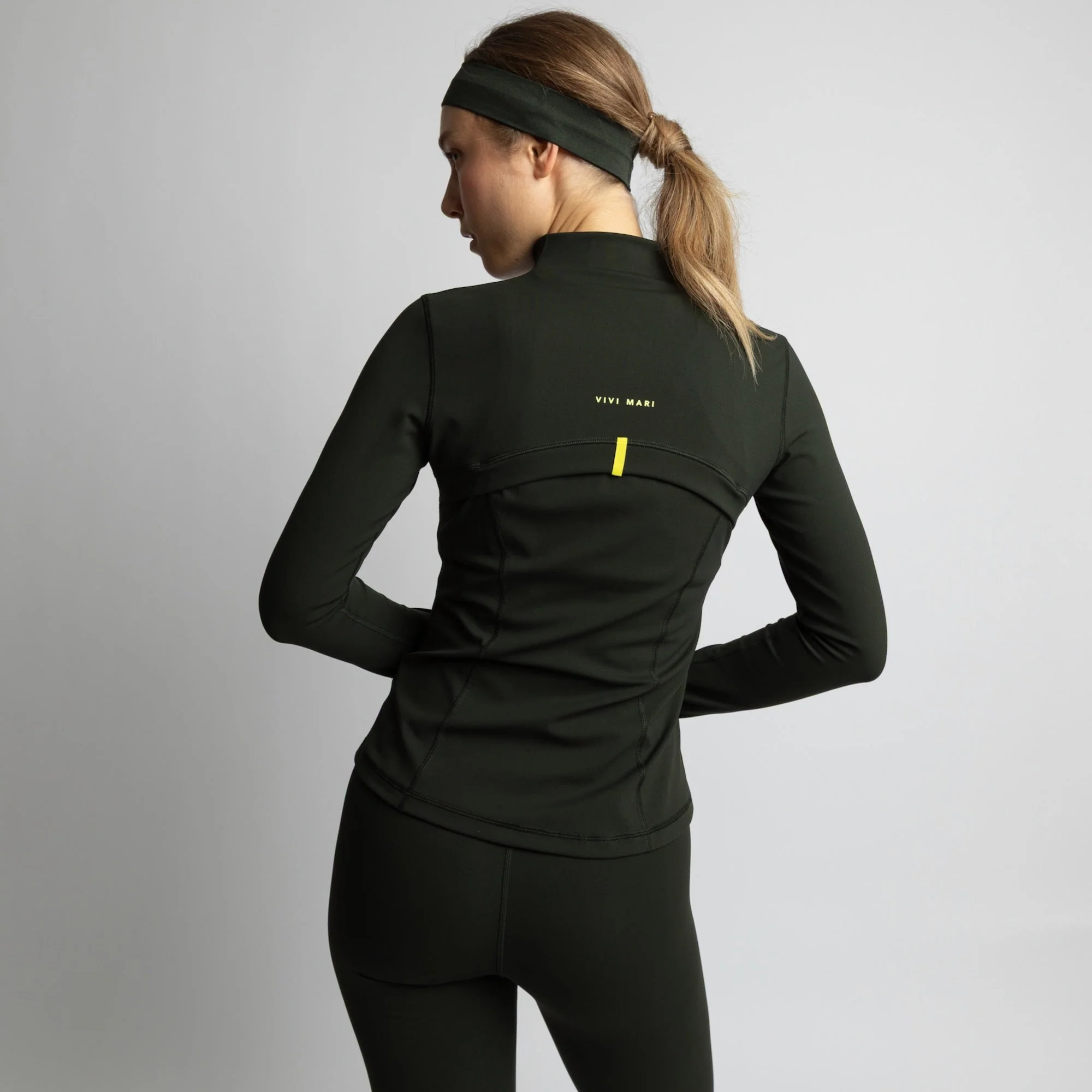 Activewear Jacket deep olive - Image 3
