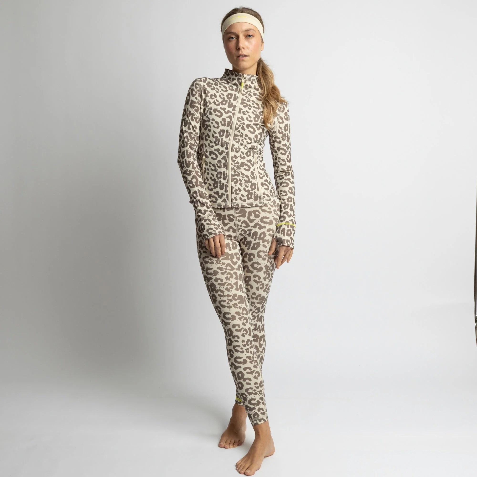 Activewear Jacket leo splashes mushroom/sand - Image 9