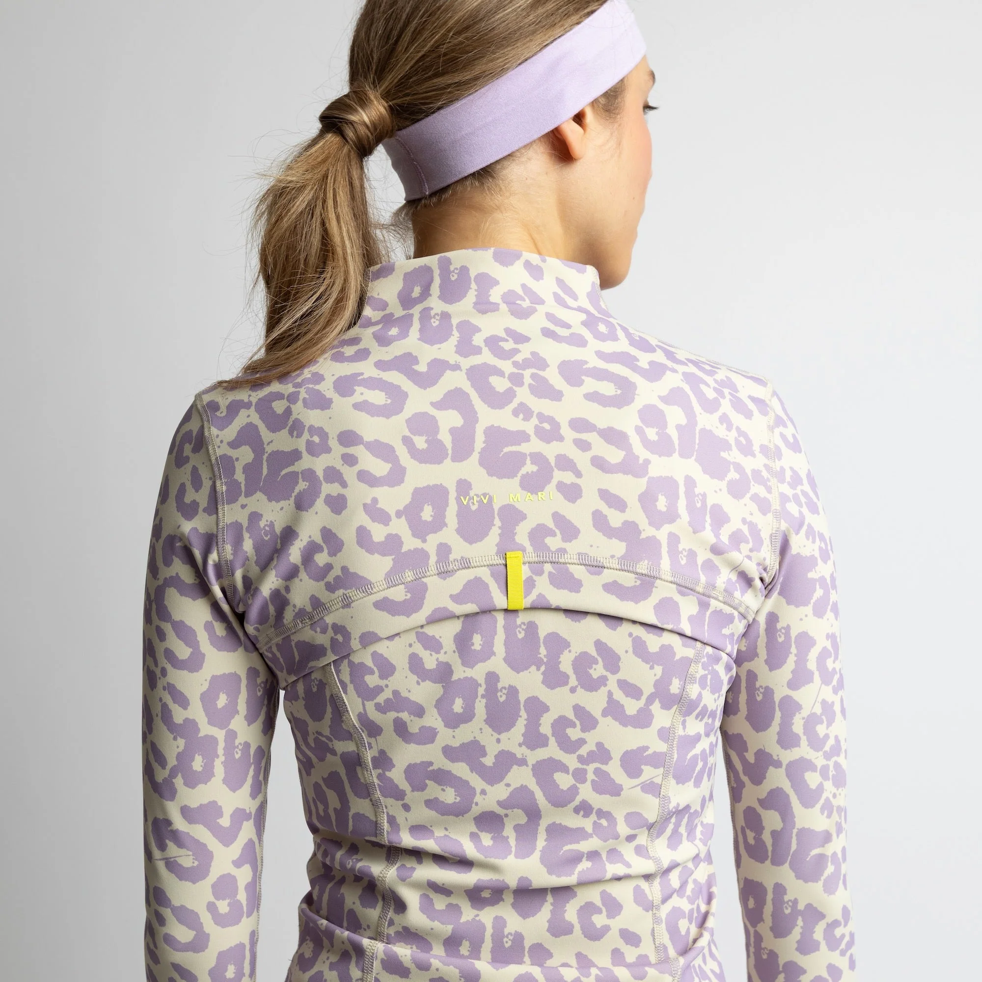 Activewear Jacket leo splashes lavender/grey - Image 7