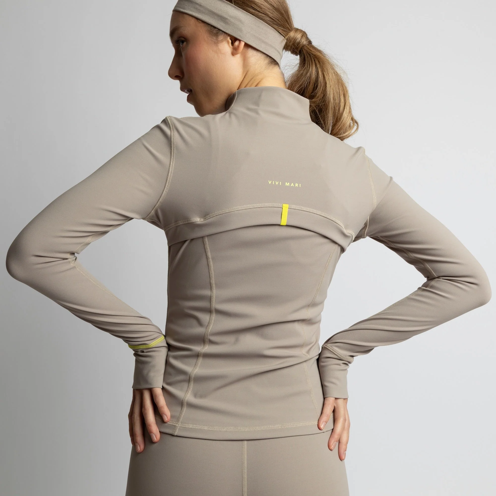 Activewear Jacket mushroom - Image 3
