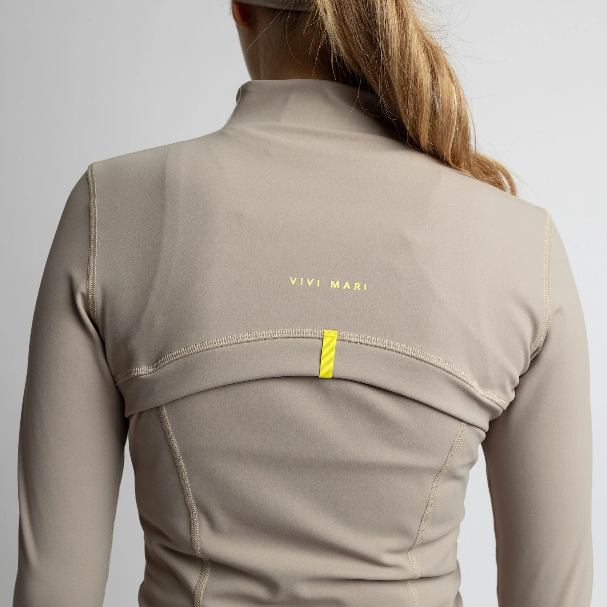 Activewear Jacket mushroom - Image 8