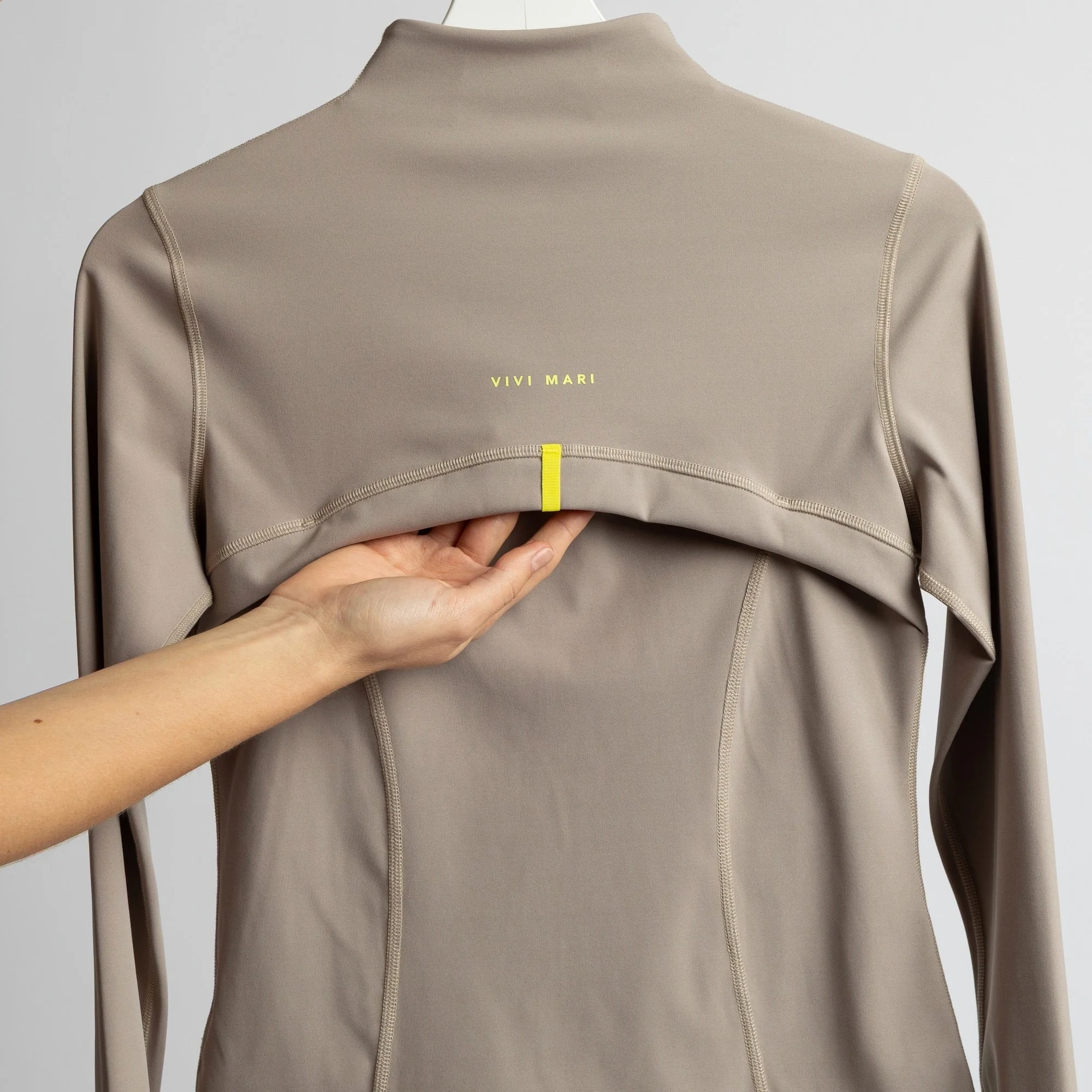 Activewear Jacket mushroom - Image 9