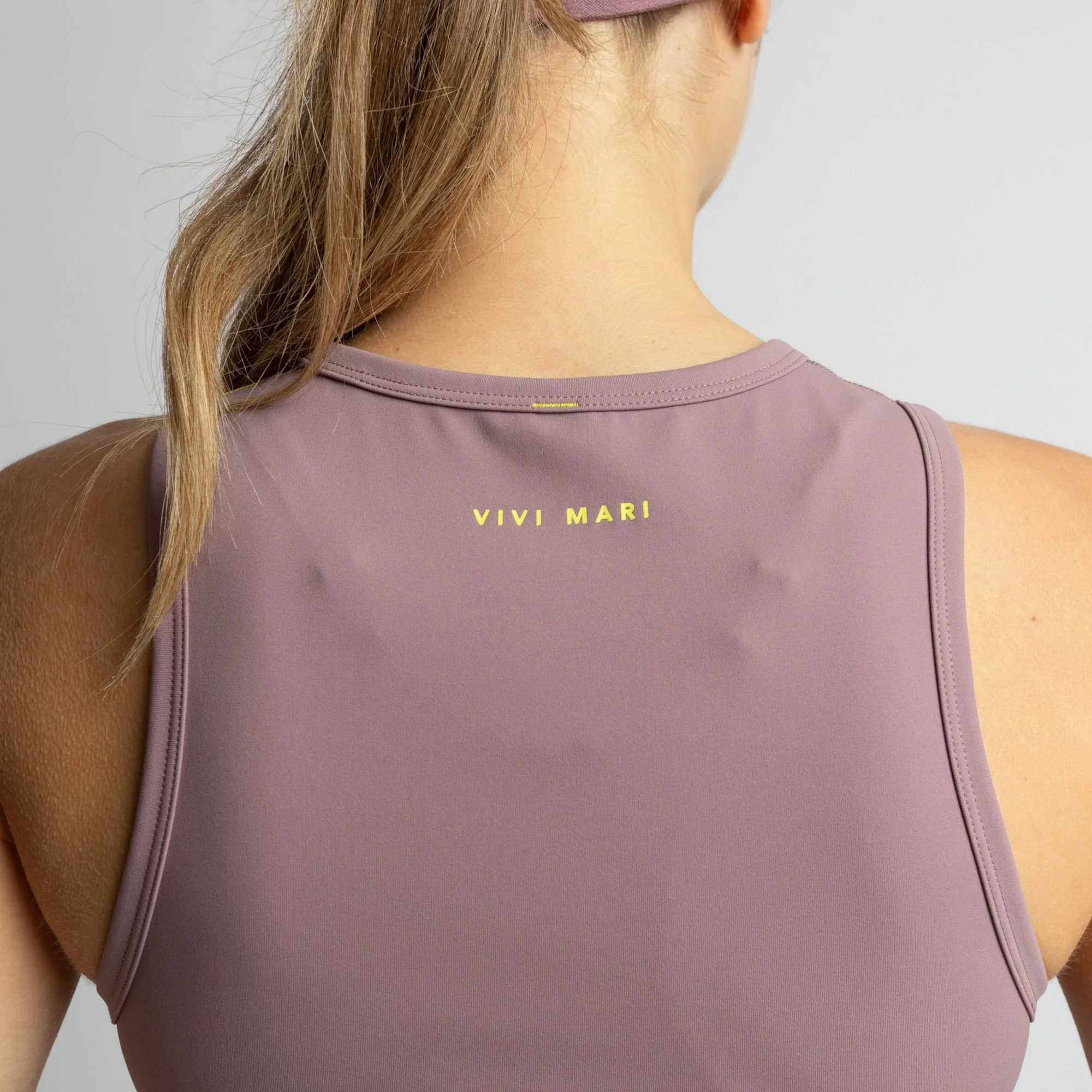 Activewear Top cropped ash plum - Image 8