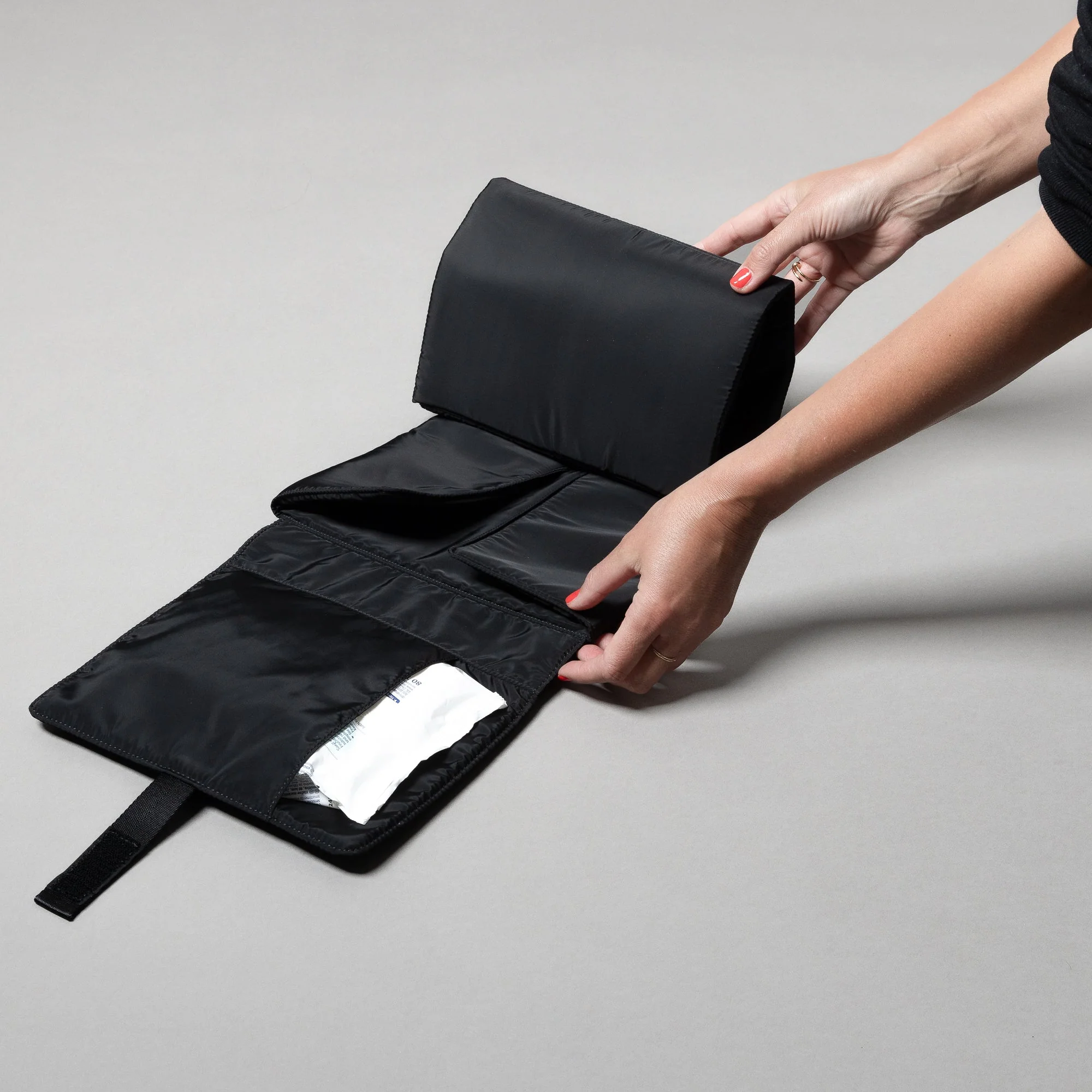 Baby Changing Mat - black - Image 4
