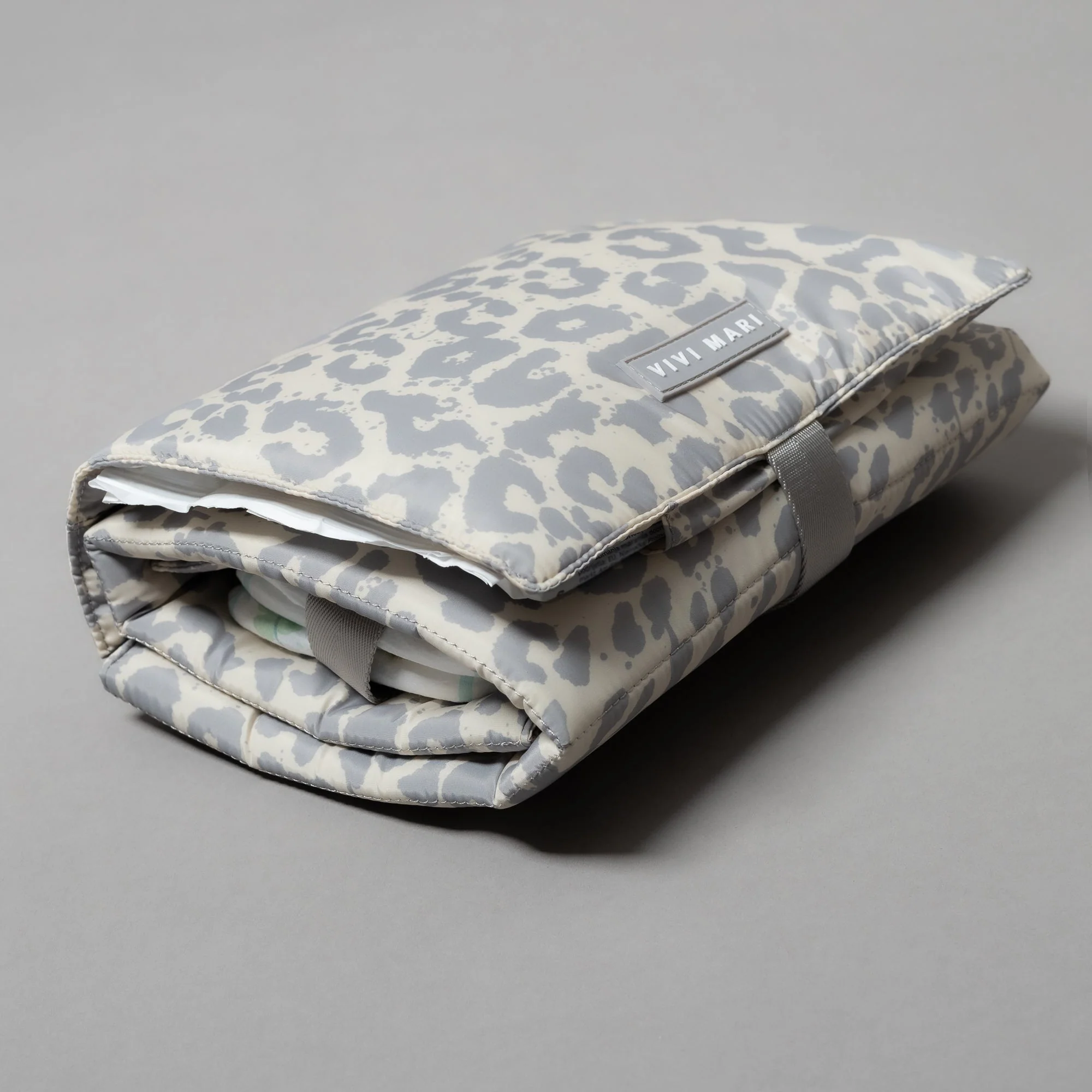 Baby Changing Mat - leo splashes grey/sand - Image 9