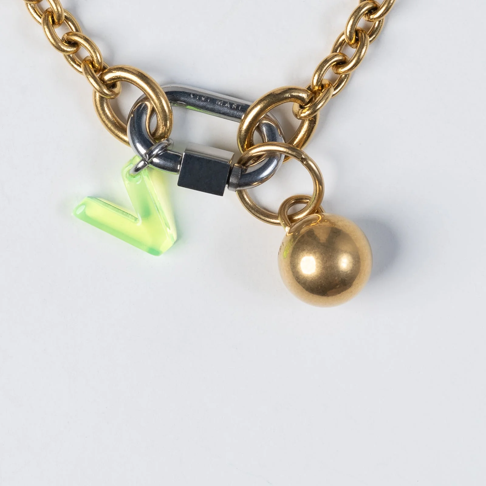 Bond Charm Ball - g - Image 9