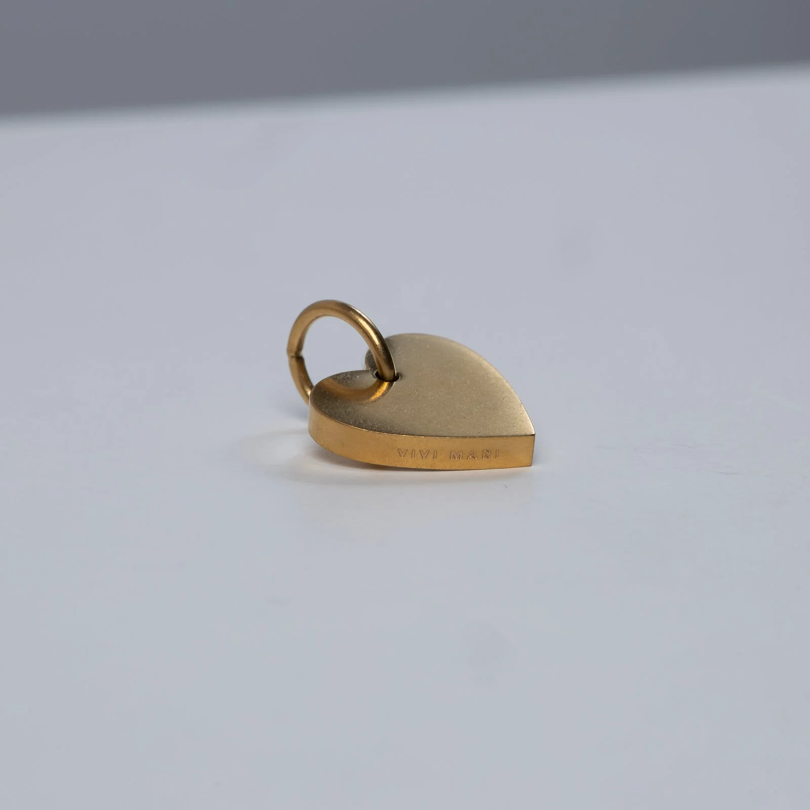 Bond Charm Heart - g - Image 4
