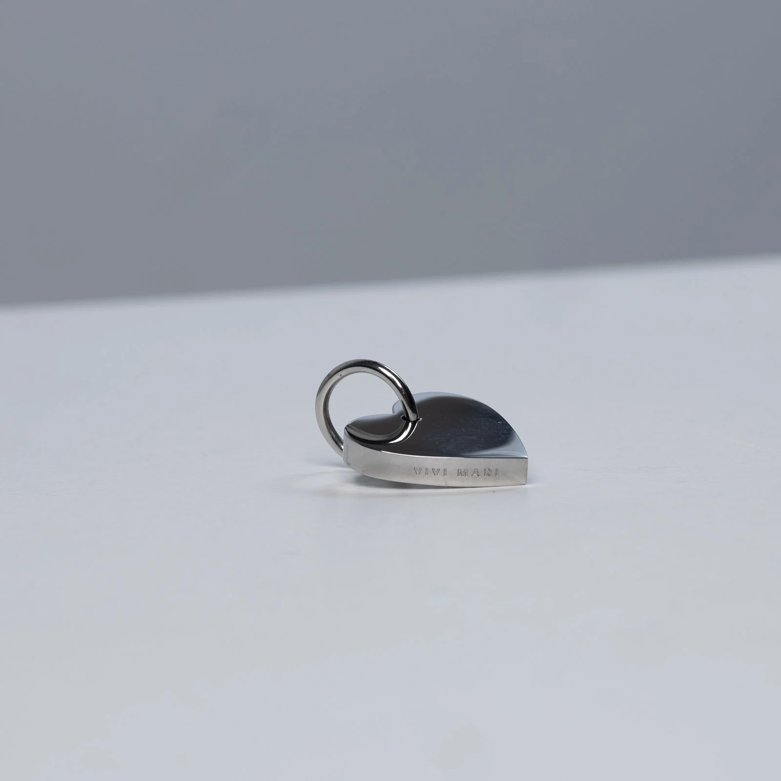 Bond Charm Heart - s - Image 5