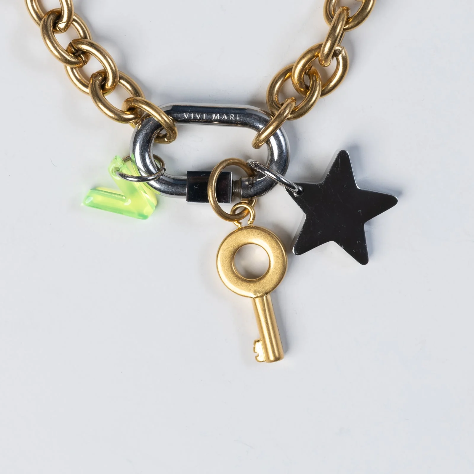 Bond Charm Key - g - Image 14