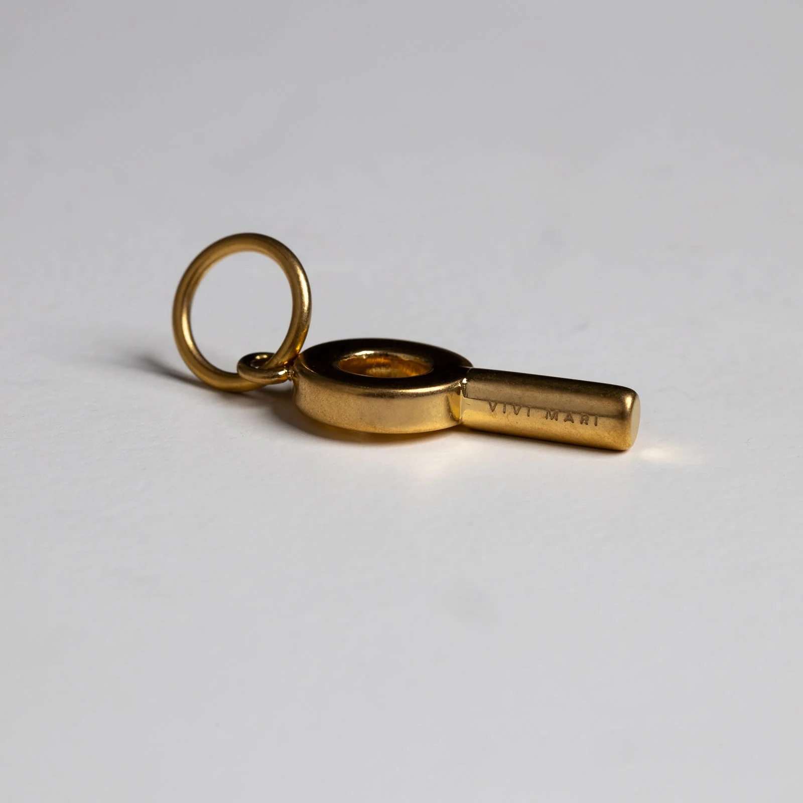 Bond Charm Key - g - Image 7