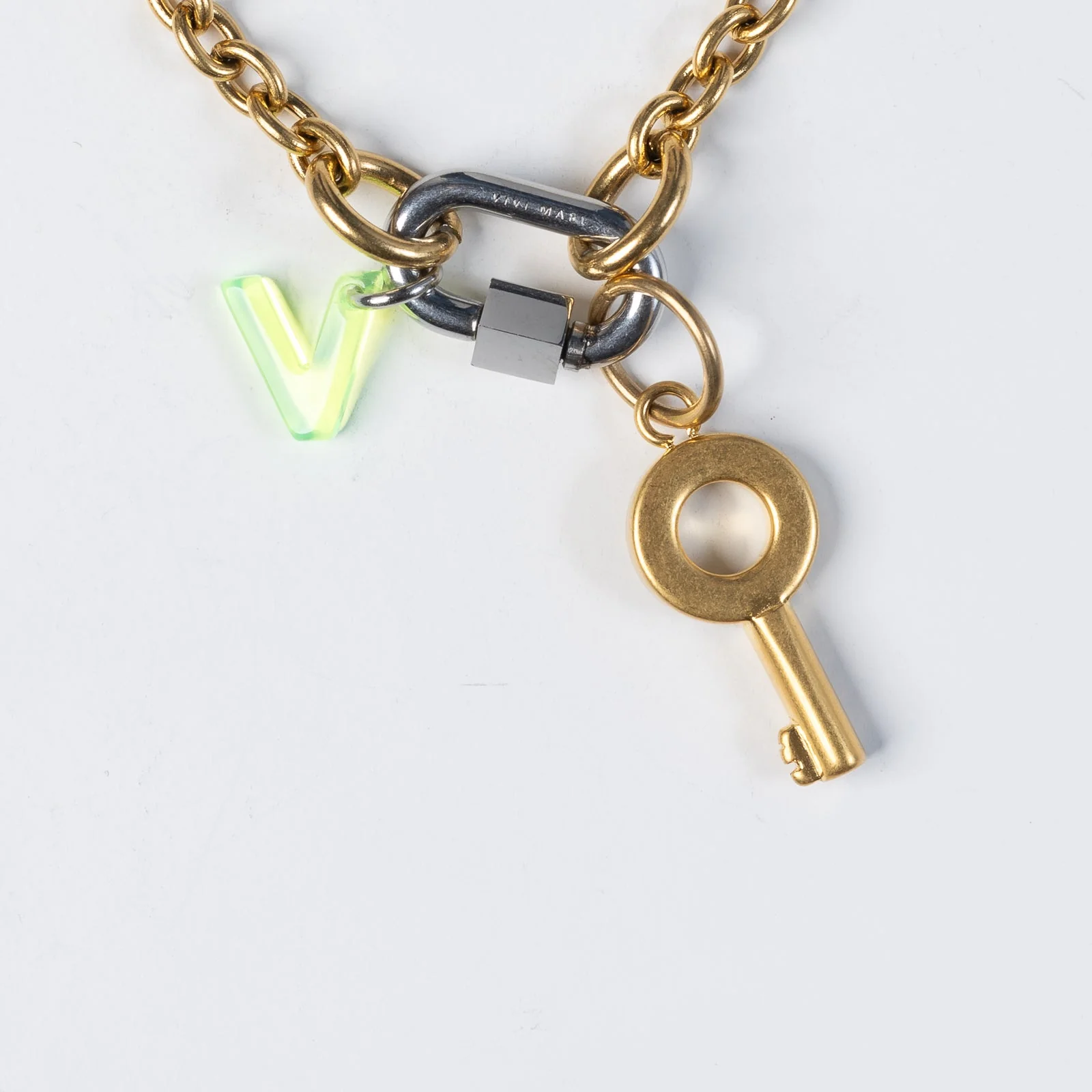 Bond Charm Key - g - Image 8