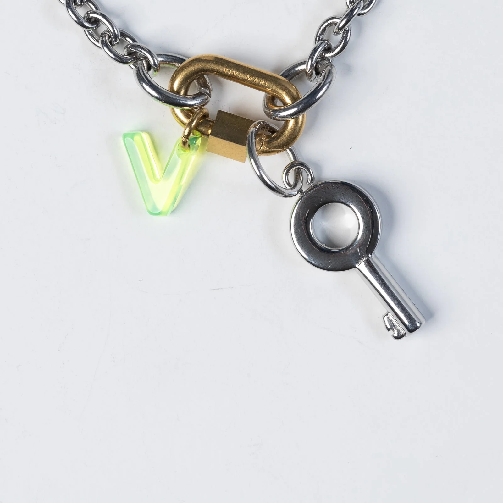 Bond Charm Key - s - Image 11