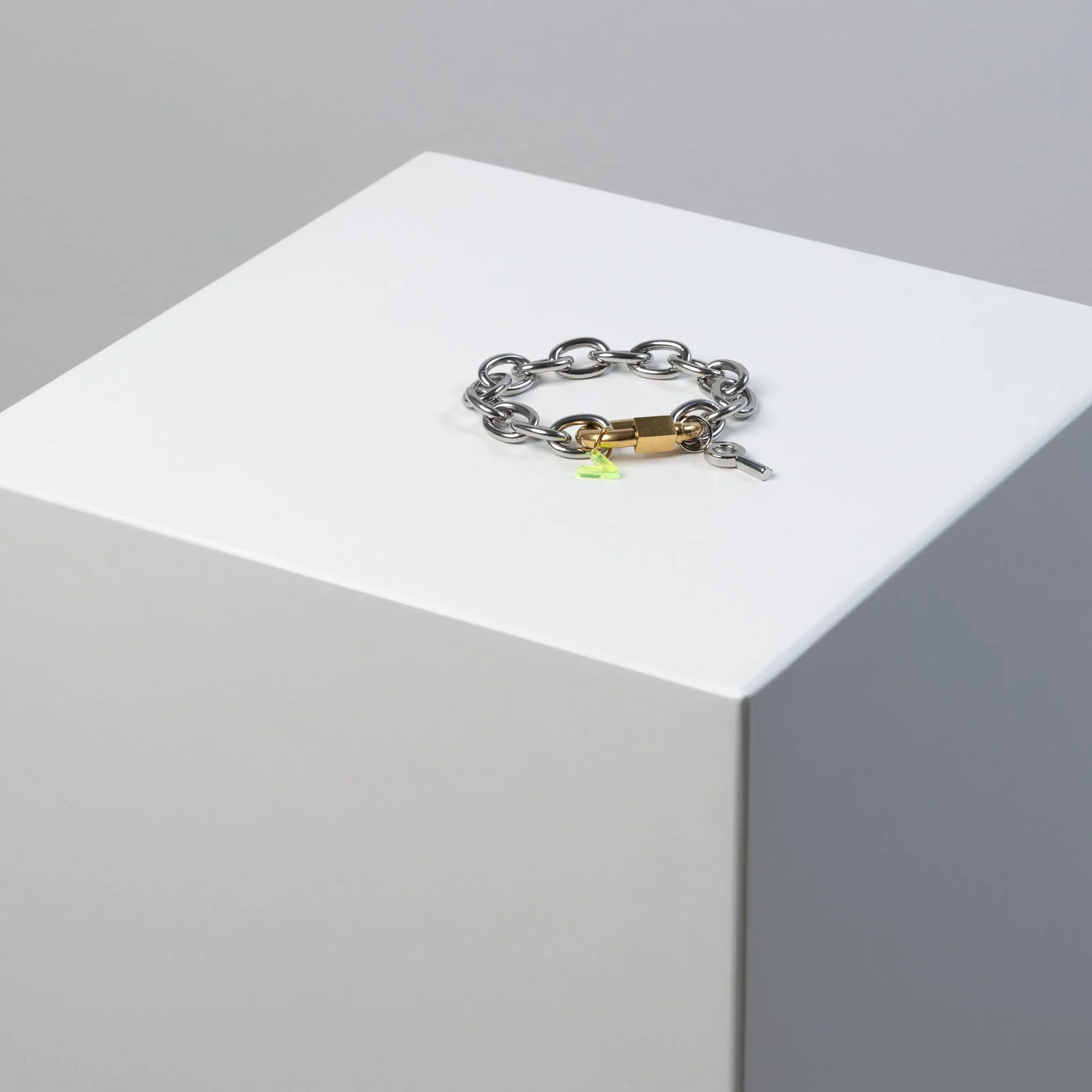 Bond Charm Key - s - Image 6