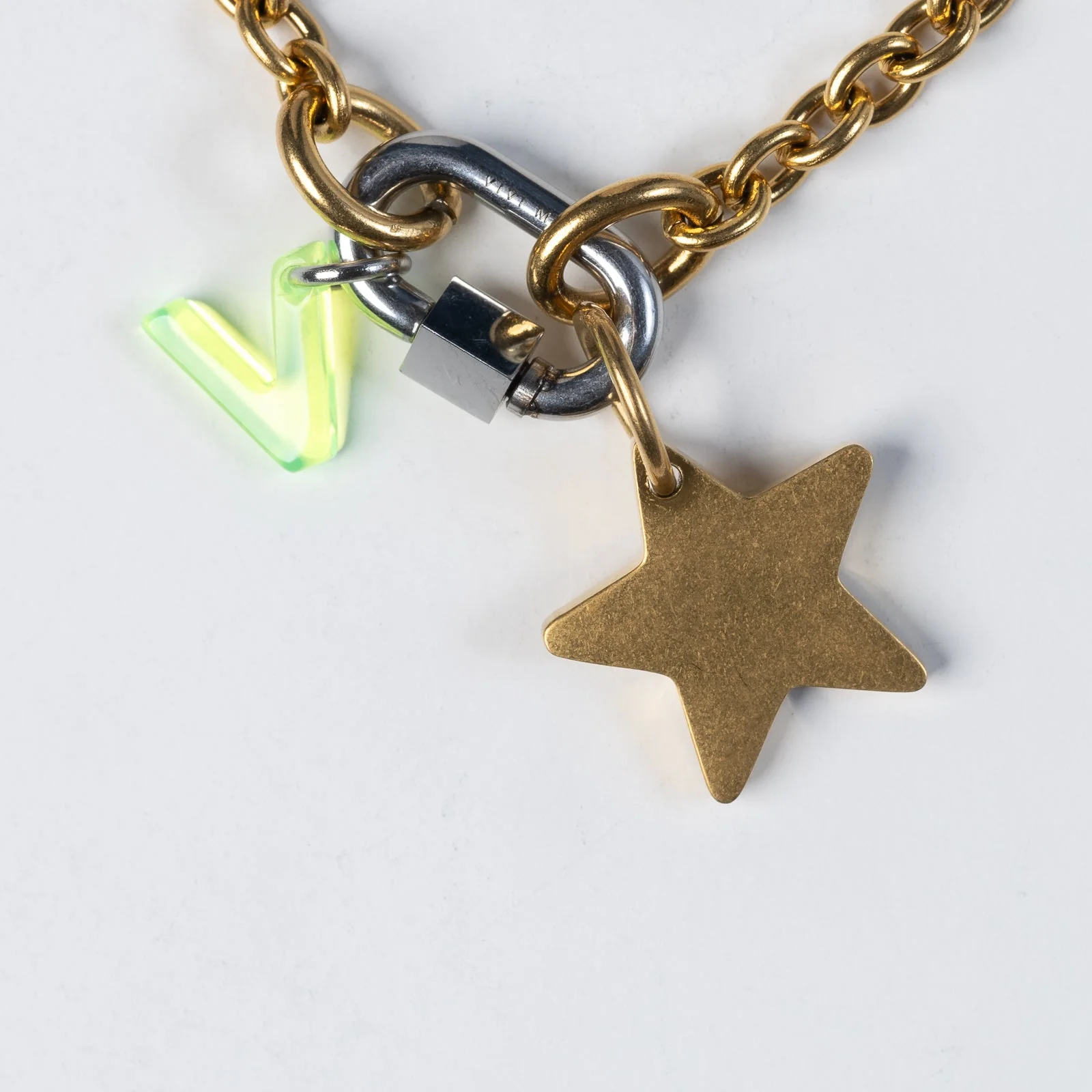 Bond Charm Star - g - Image 10