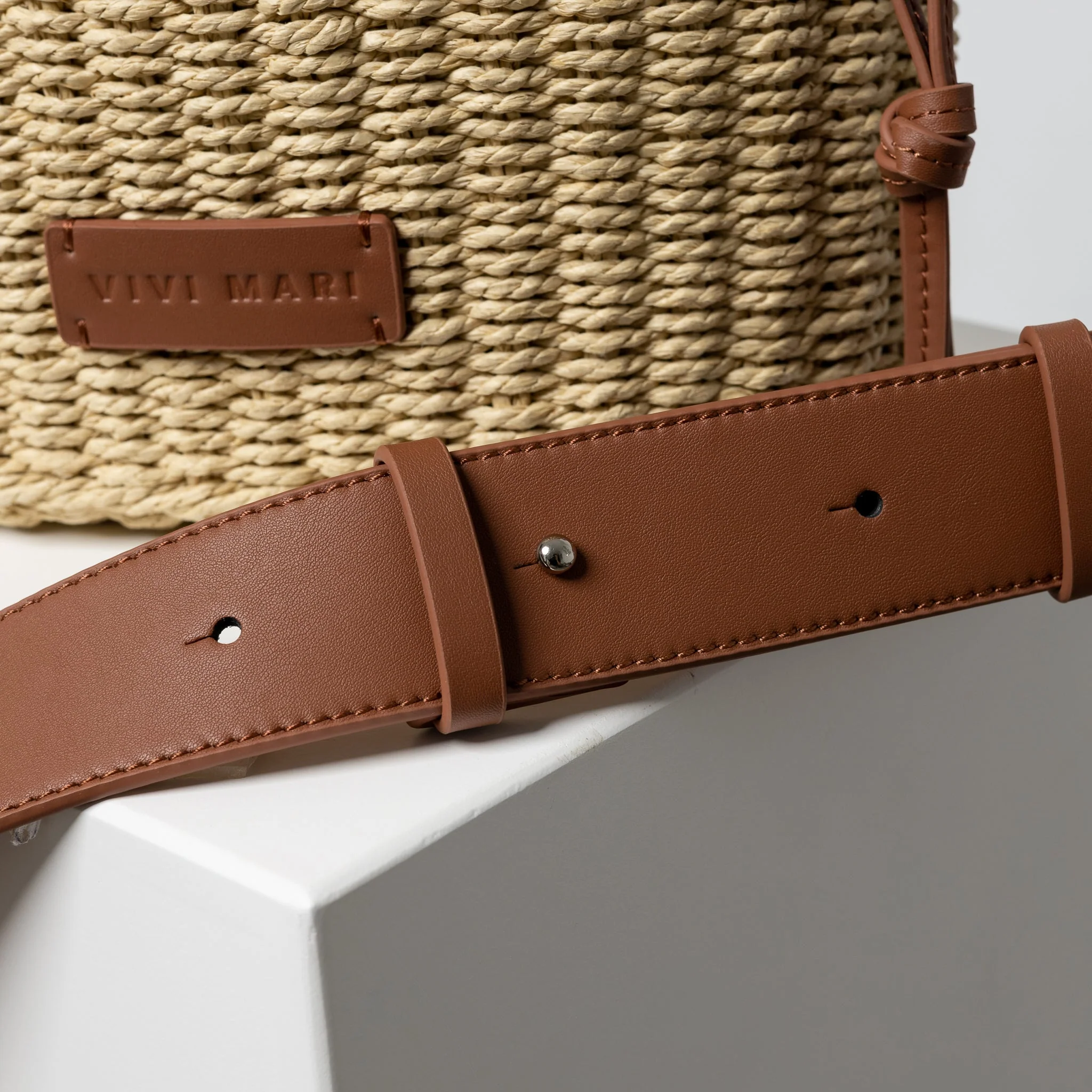 bucket bag straw + strap basic - tan - Image 13
