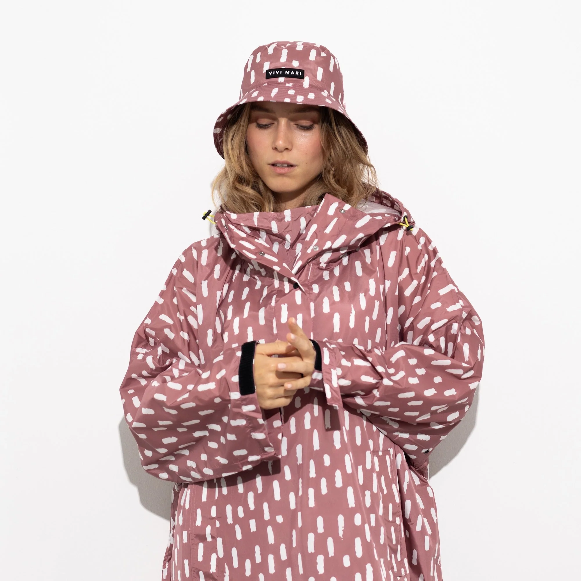 Bucket Hat drops mauve/white - Image 4