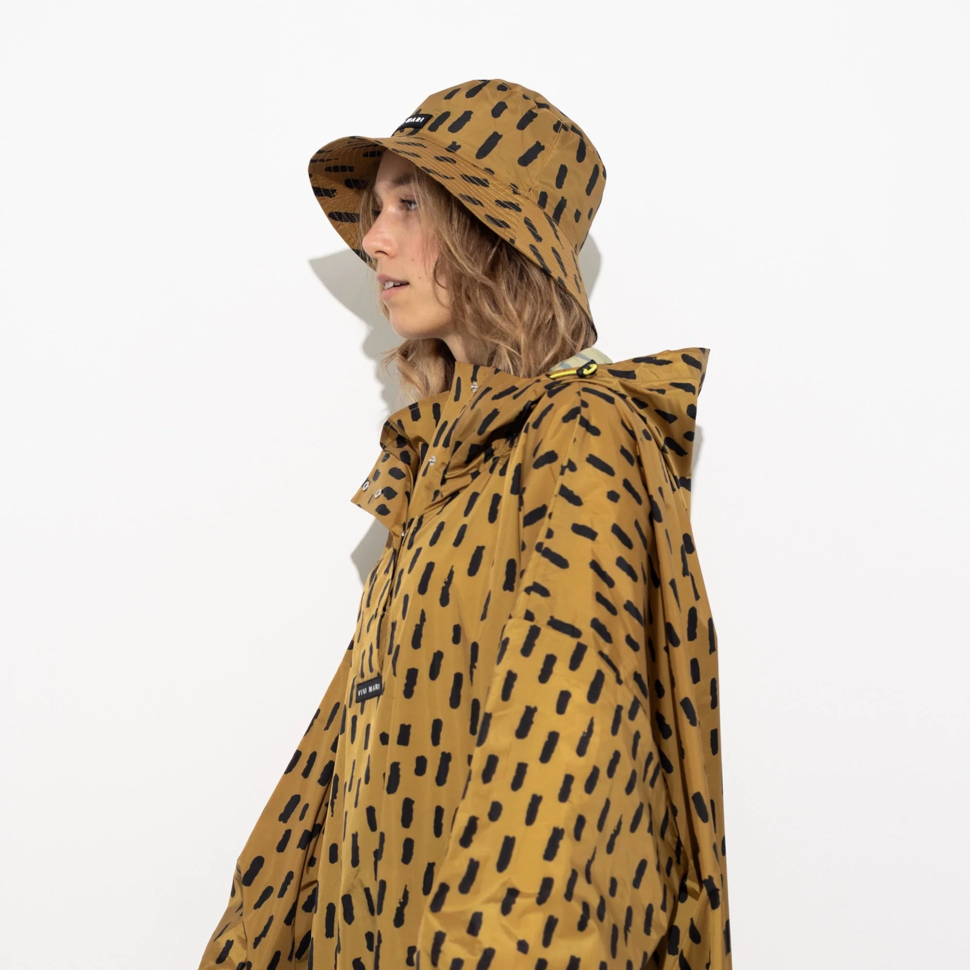 Bucket Hat drops mustard/black - Image 6