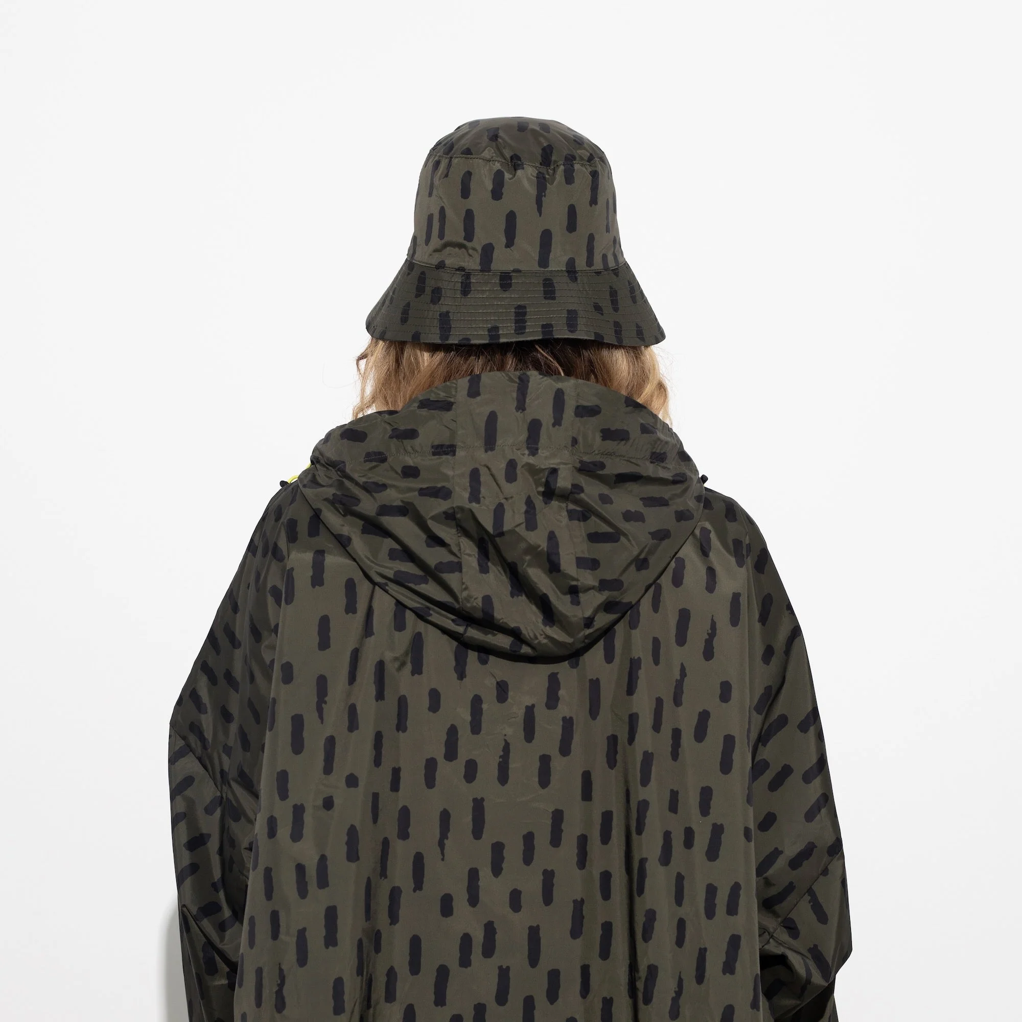 Bucket Hat drops olive/black - Image 4