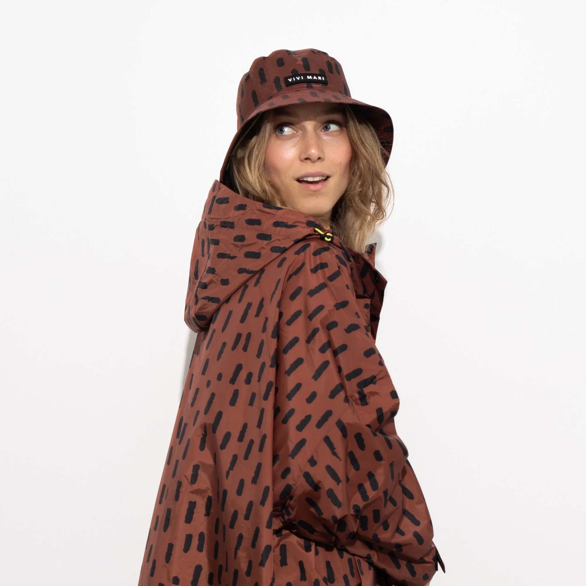 Bucket Hat drops rust/black - Image 3