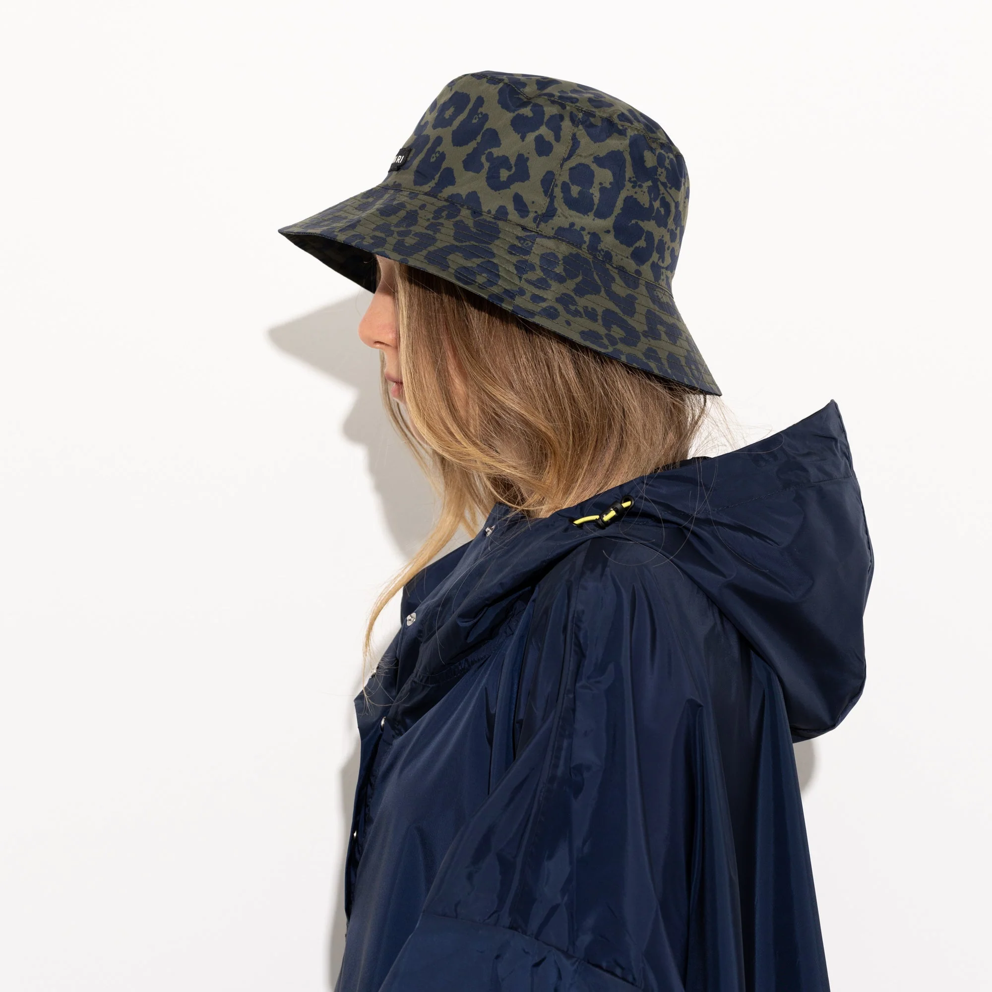 Bucket Hat leo splashes navy/olive - Image 14