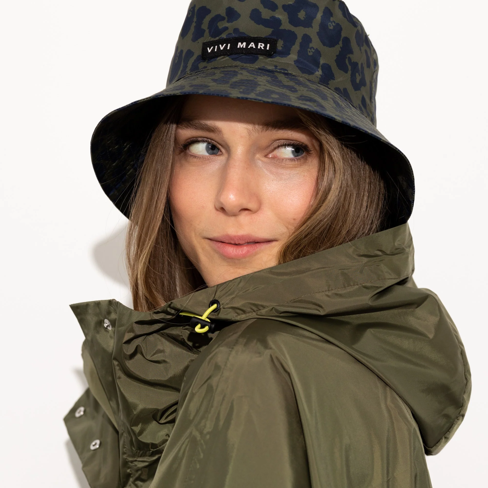 Bucket Hat leo splashes navy/olive - Image 4