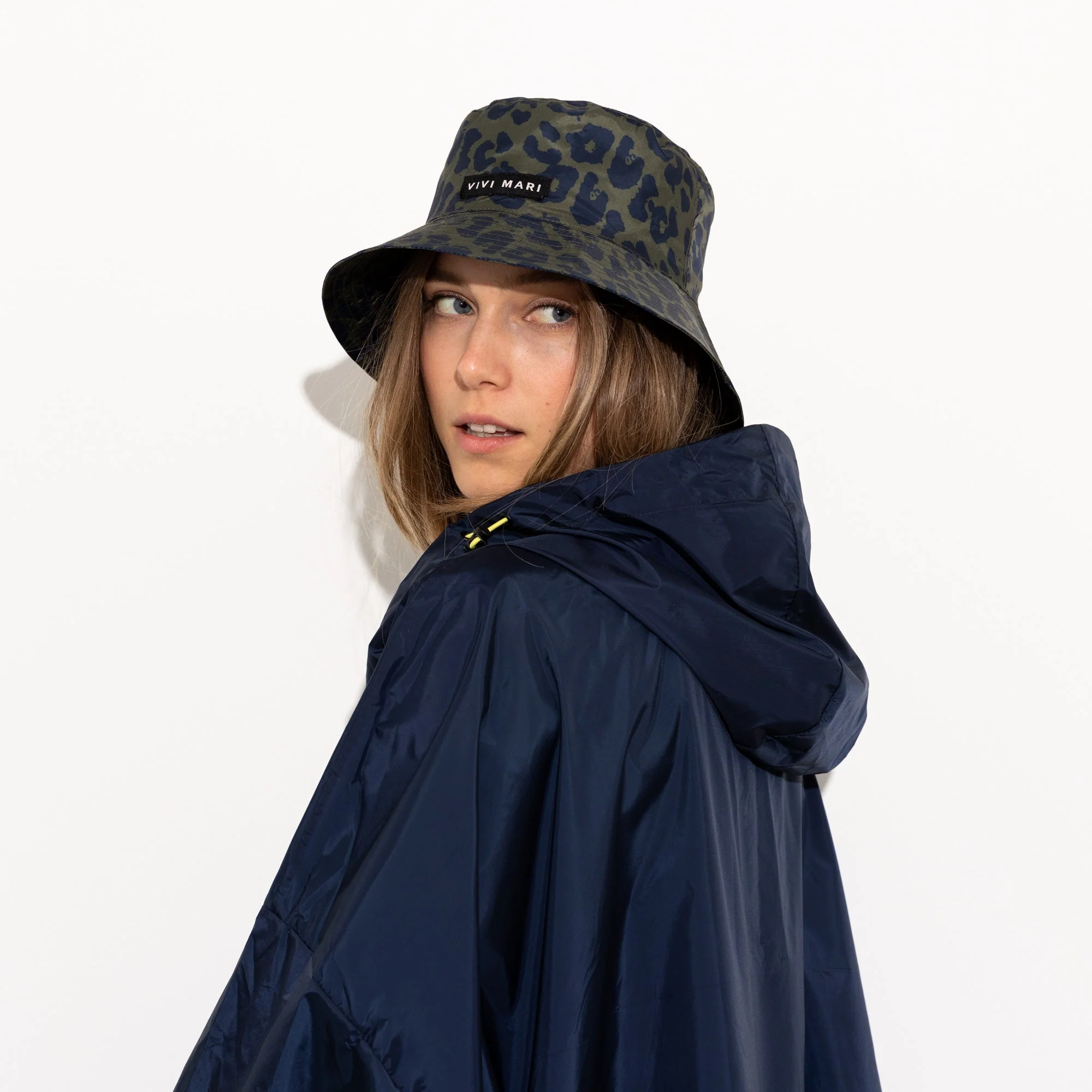 Bucket Hat leo splashes navy/olive - Image 6