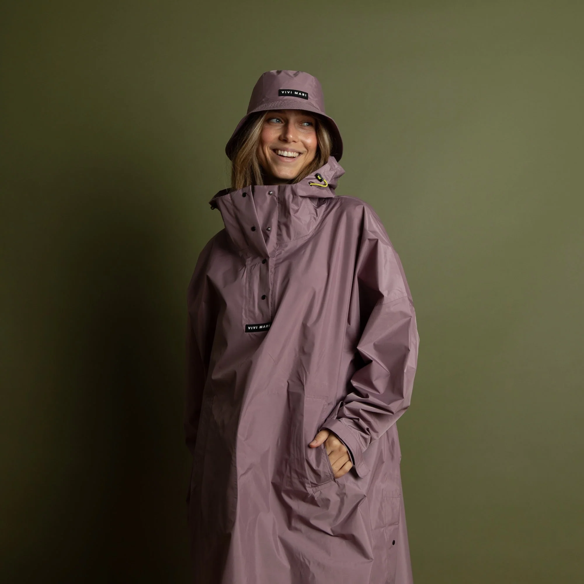 Bucket Hat solid ash plum - Image 5