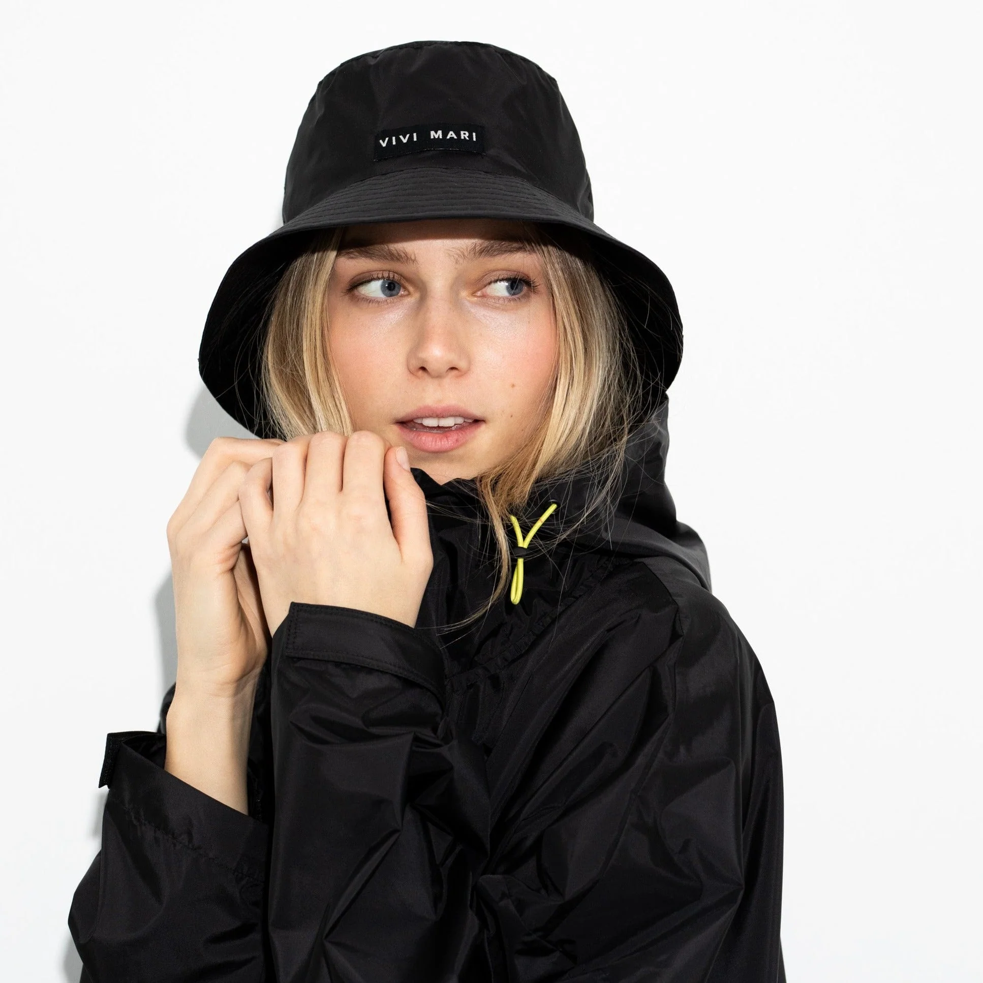 Bucket Hat solid black - Image 10