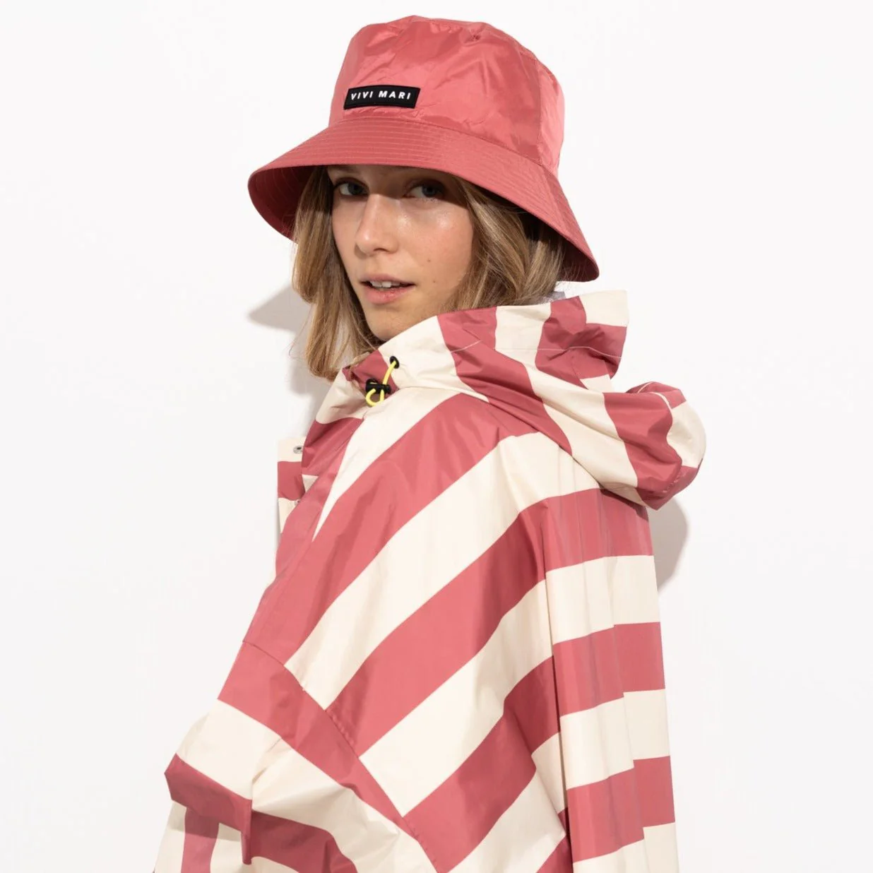 Bucket Hat solid blush - Image 3
