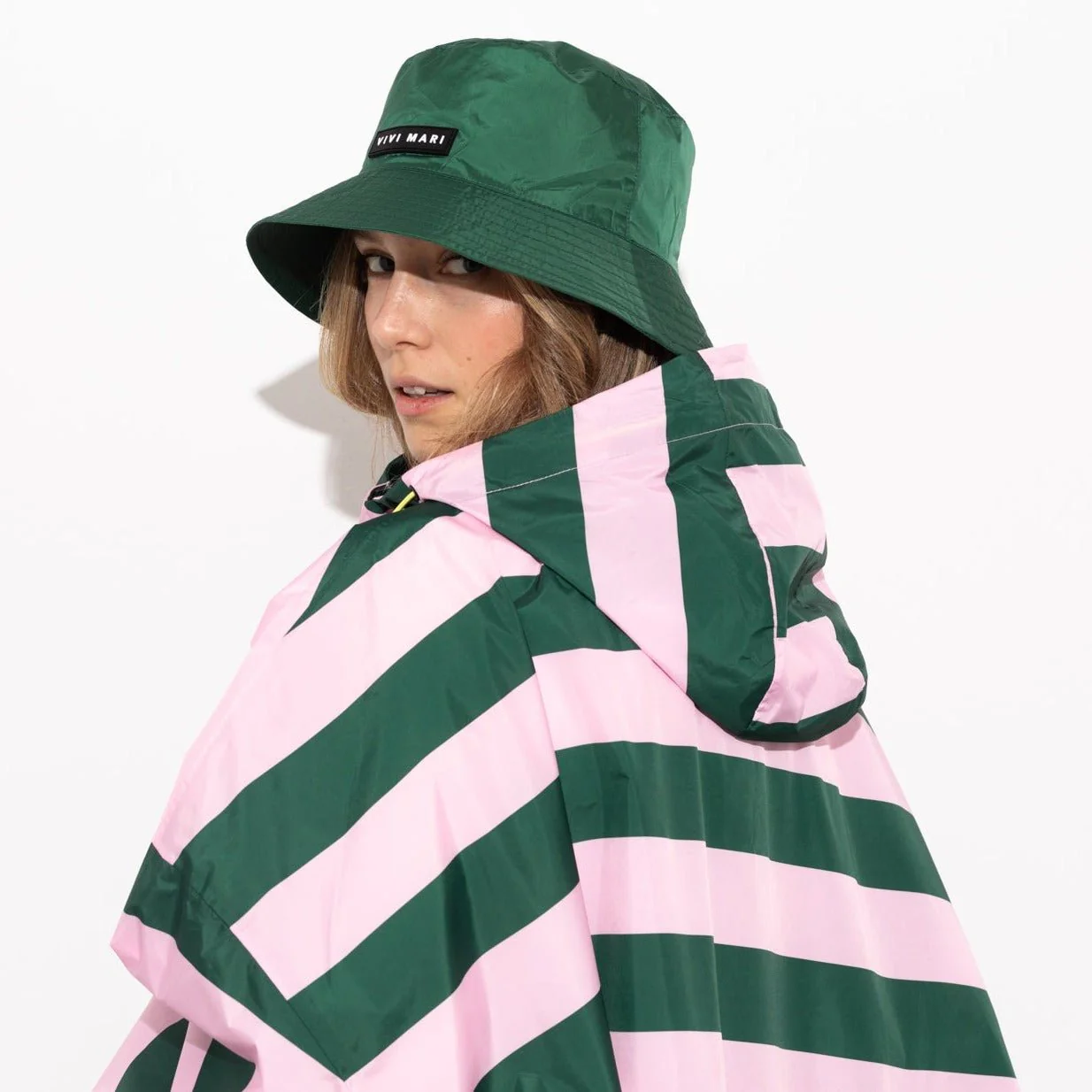 Bucket Hat solid green - Image 5