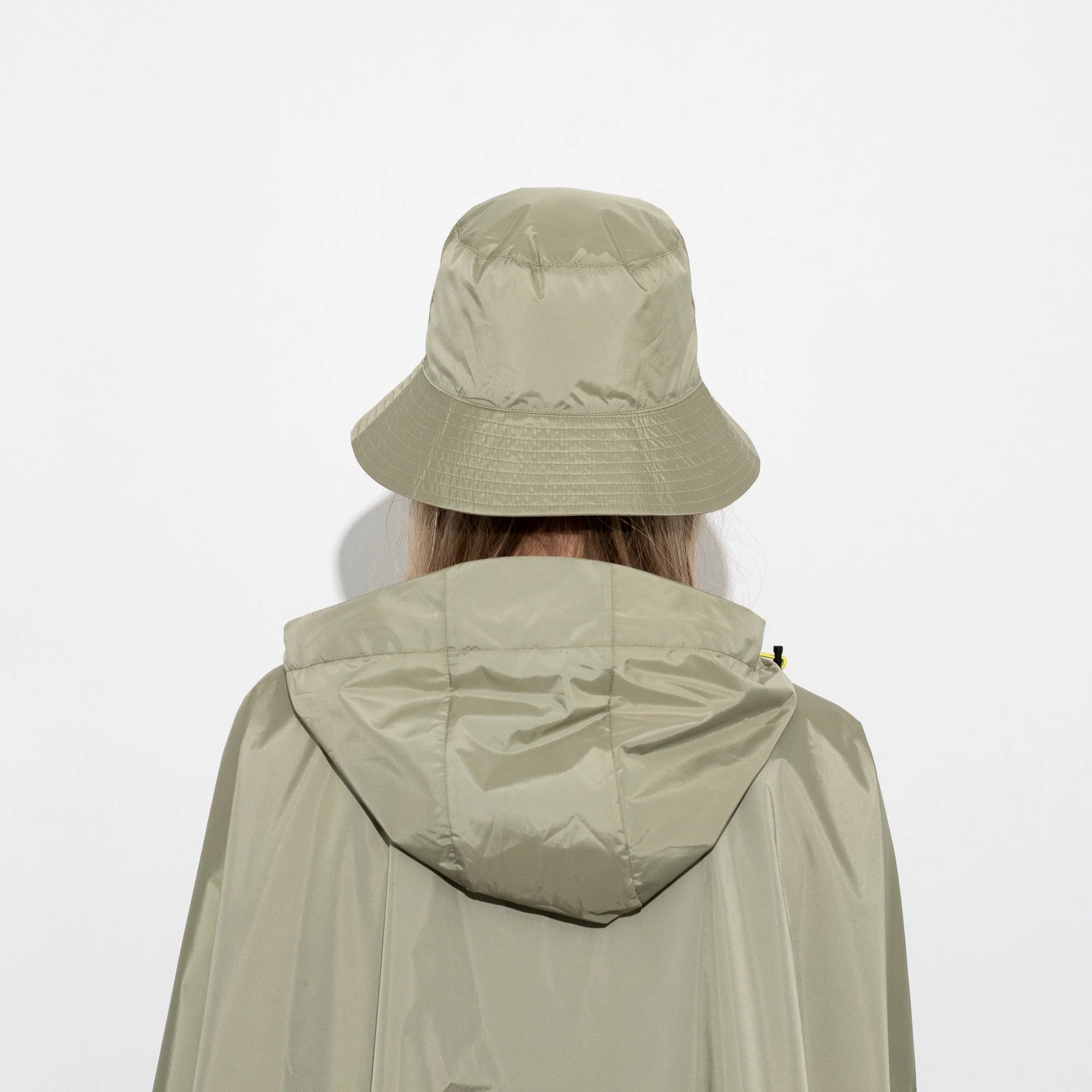 Bucket Hat solid pale olive - Image 10