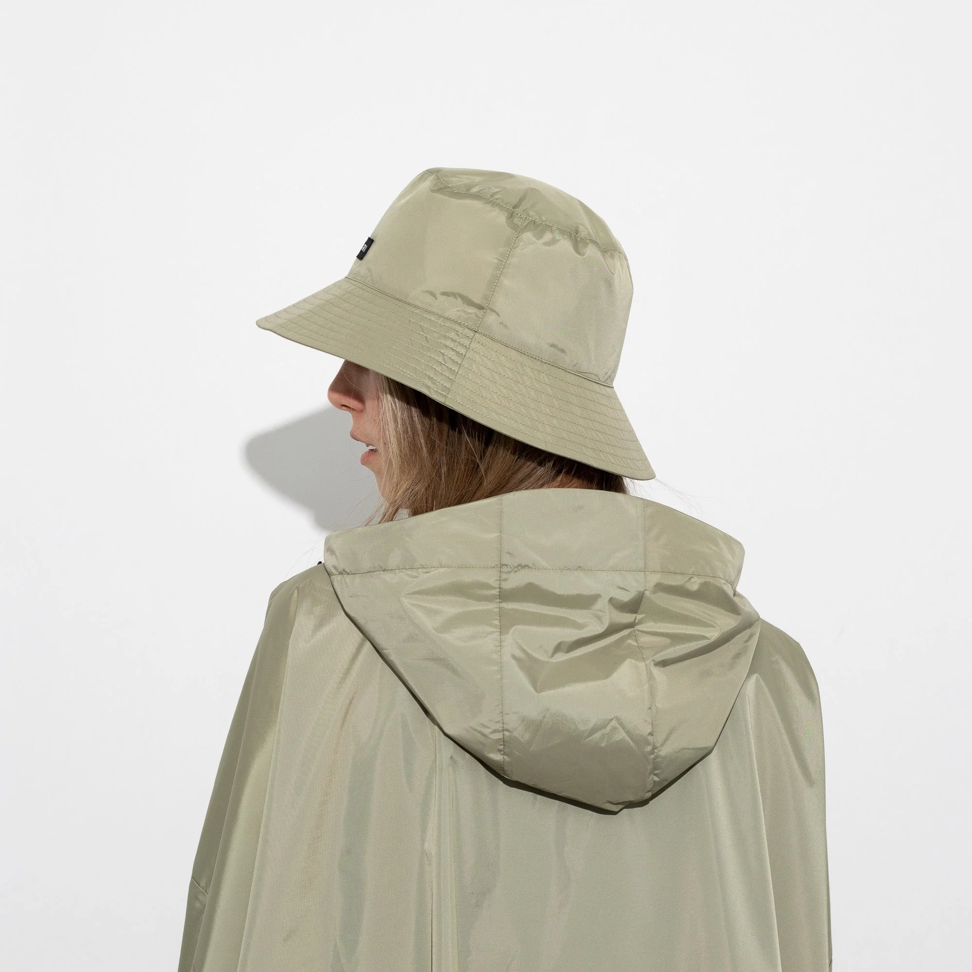 Bucket Hat solid pale olive - Image 8