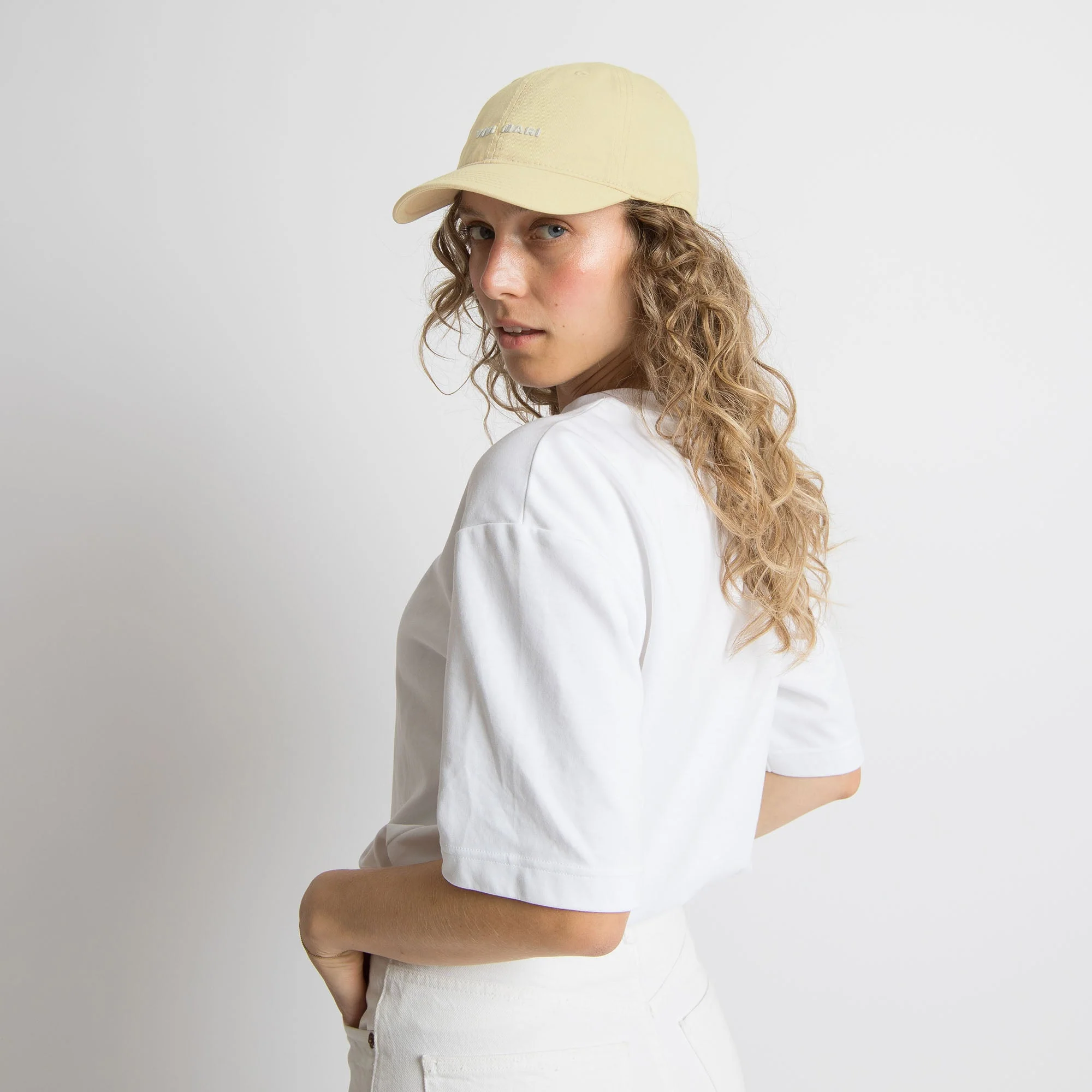 Cap solid butter yellow/white - Image 4