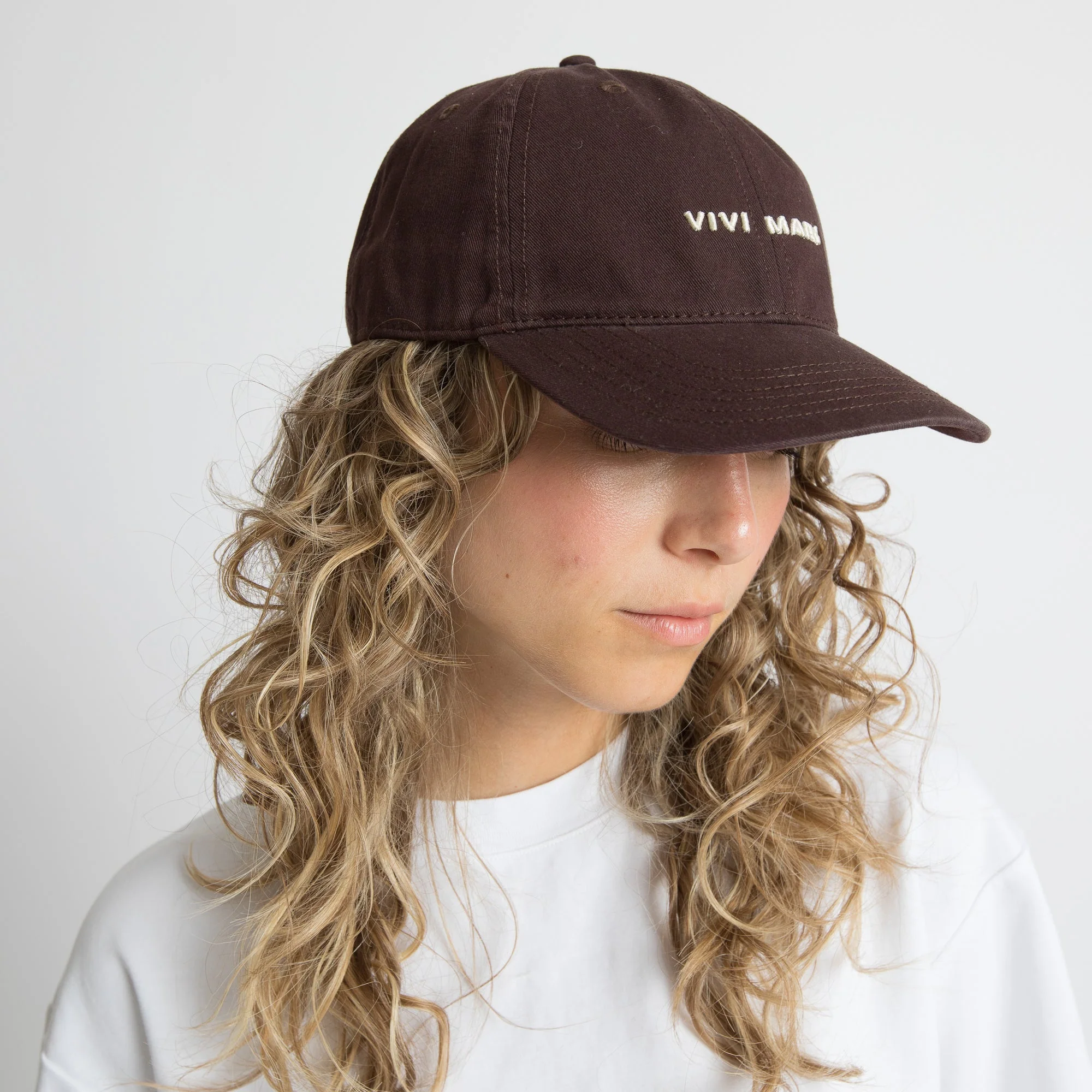 Cap solid chocolate - Image 2