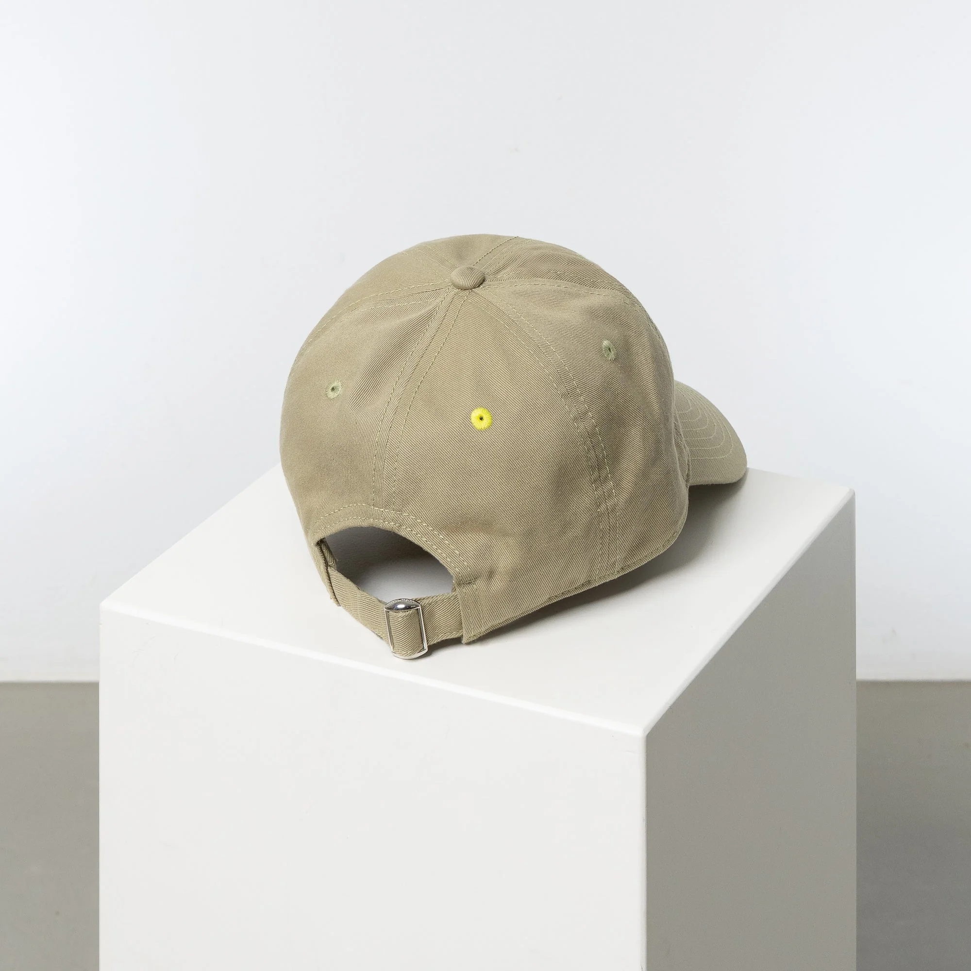 Cap solid pale olive/rosé - Image 10