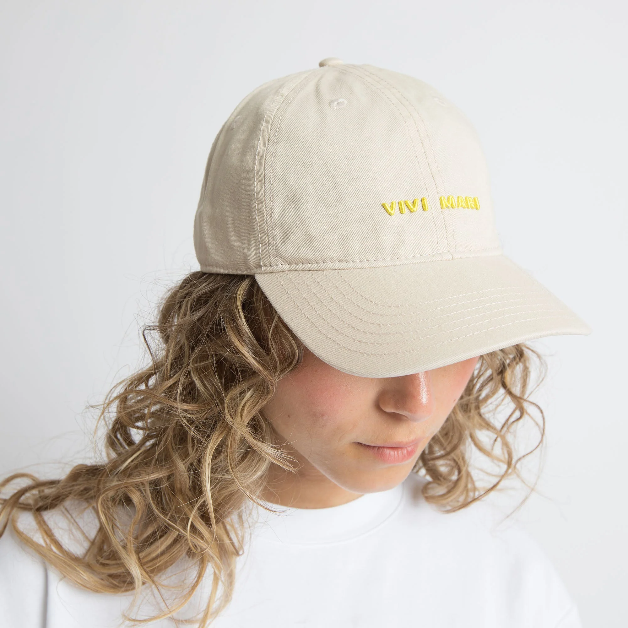 Cap solid sand/yellow - Image 5