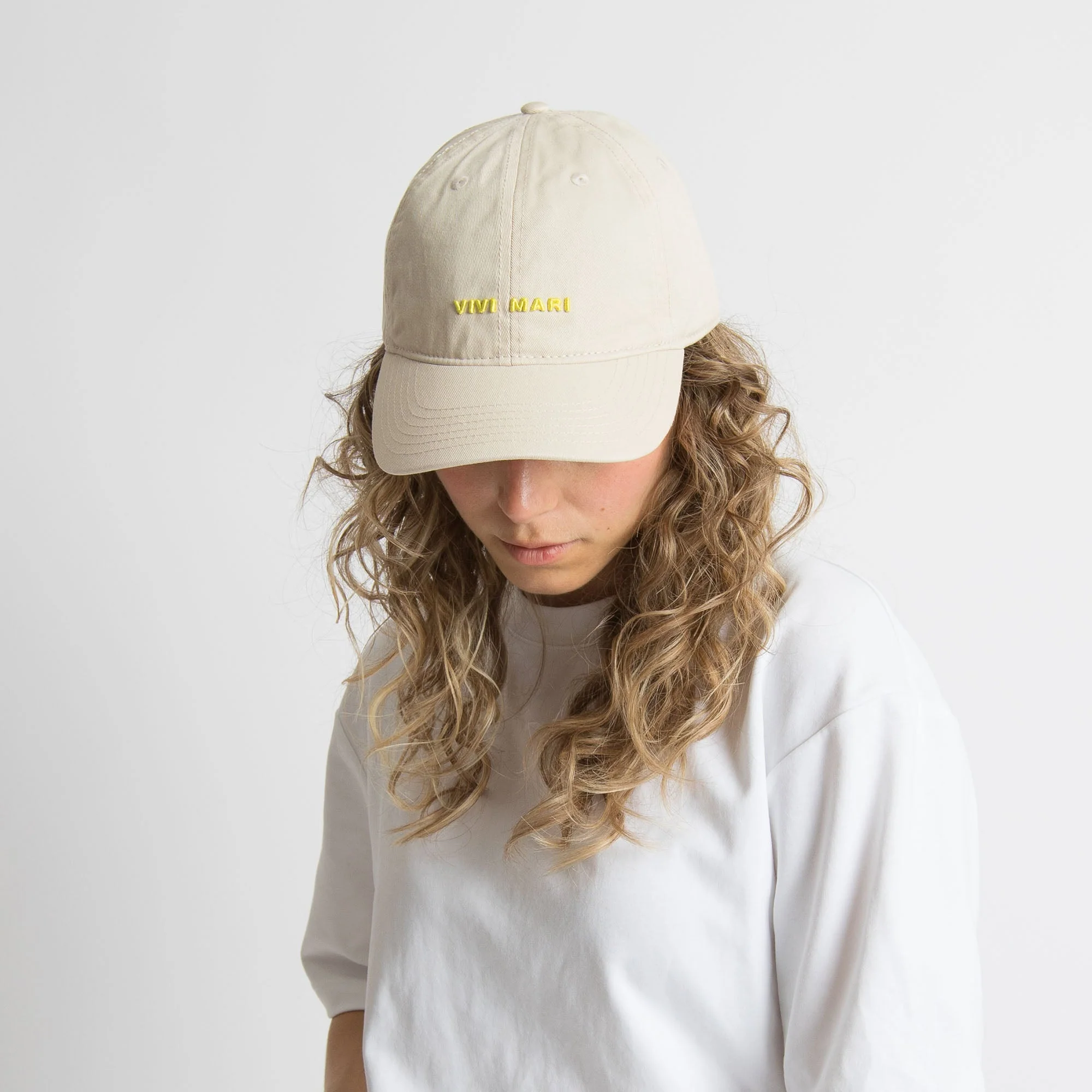 Cap solid sand/yellow - Image 9