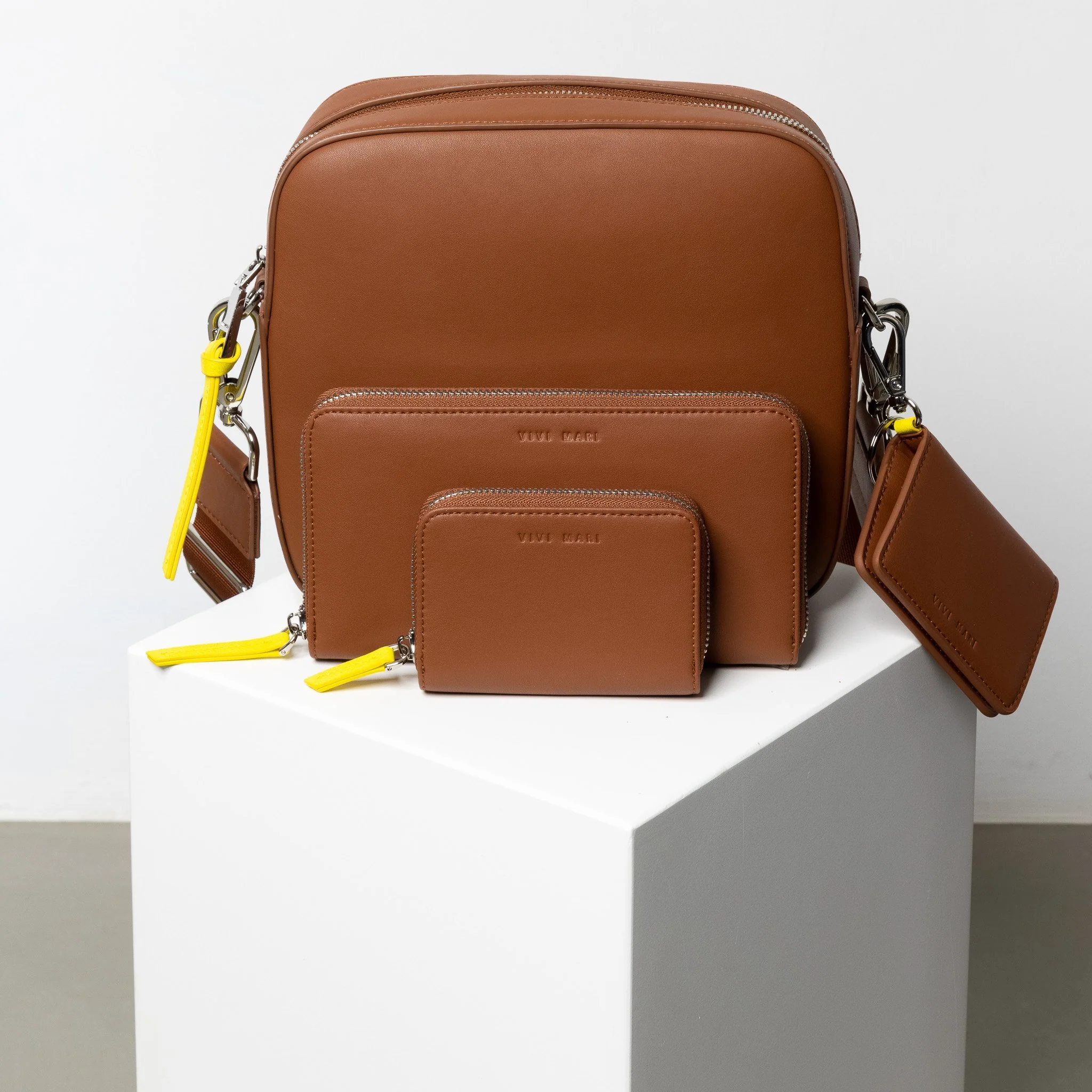 Continental Wallet - tan - Image 11