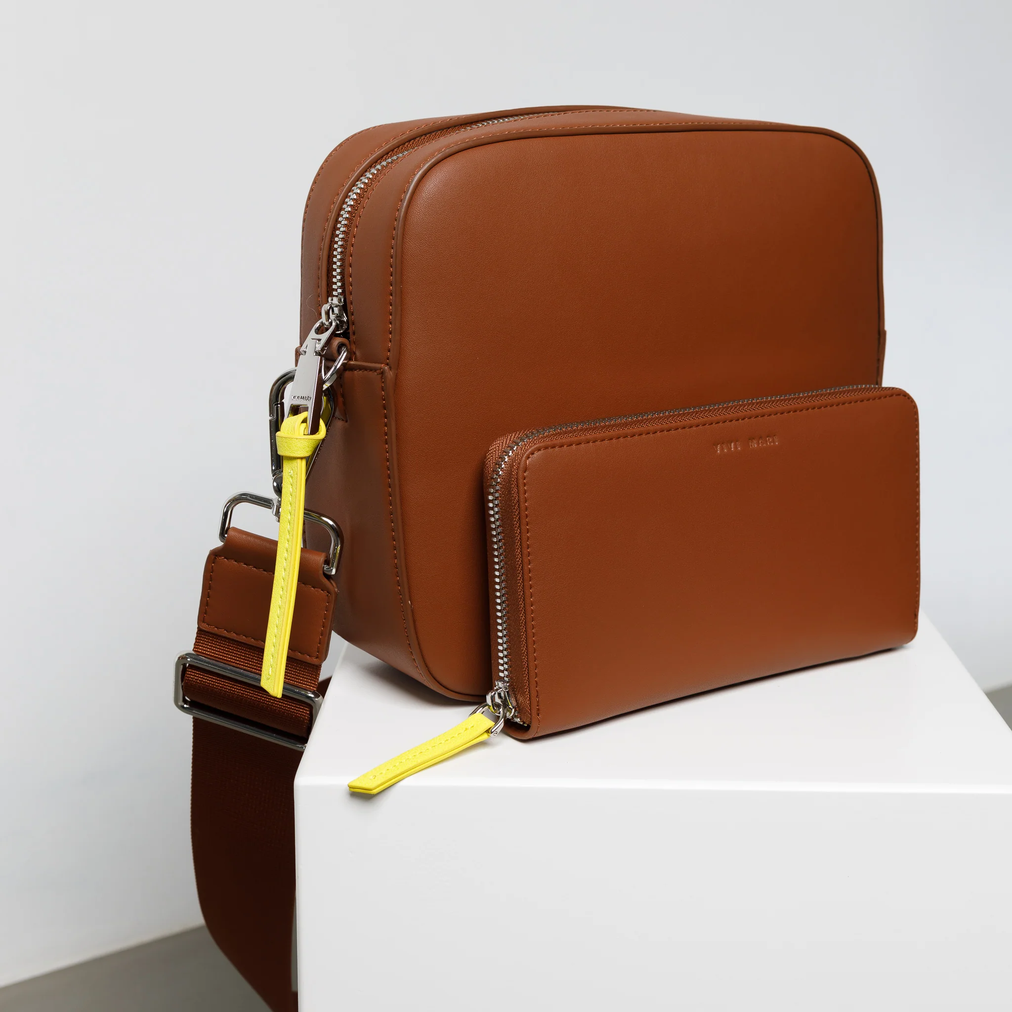 Continental Wallet - tan - Image 8