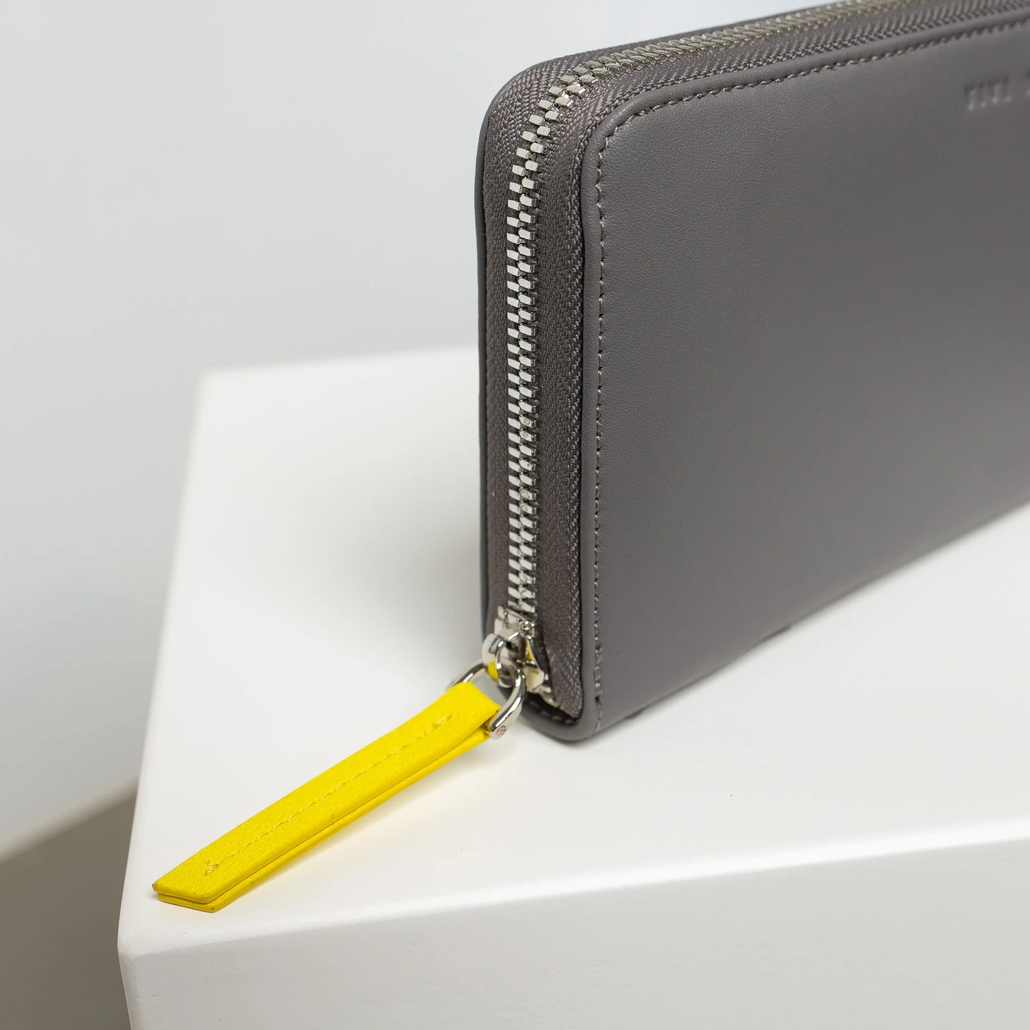 Continental Wallet - taupe - Image 4
