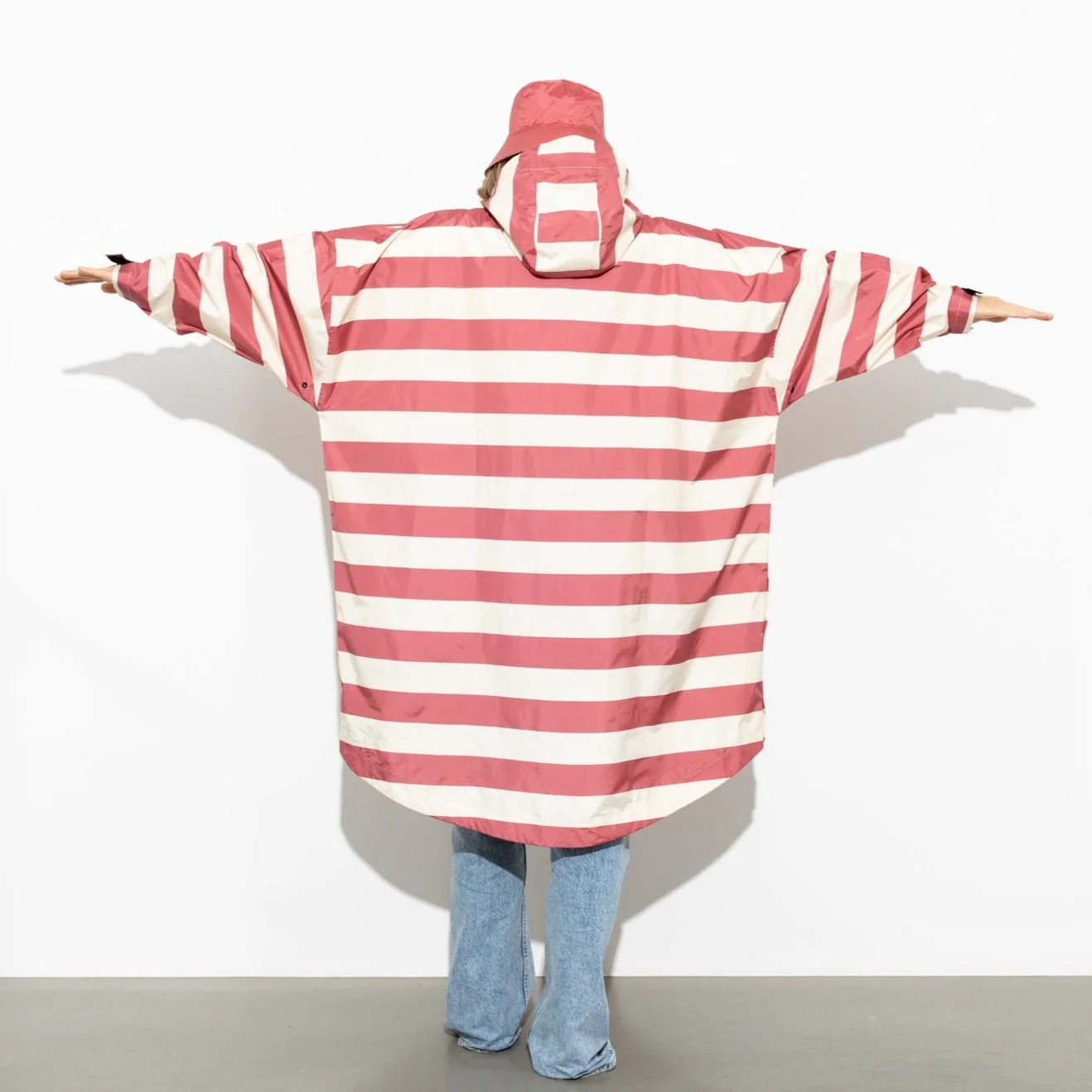Raincoat bold stripes - blush/sand - Image 10