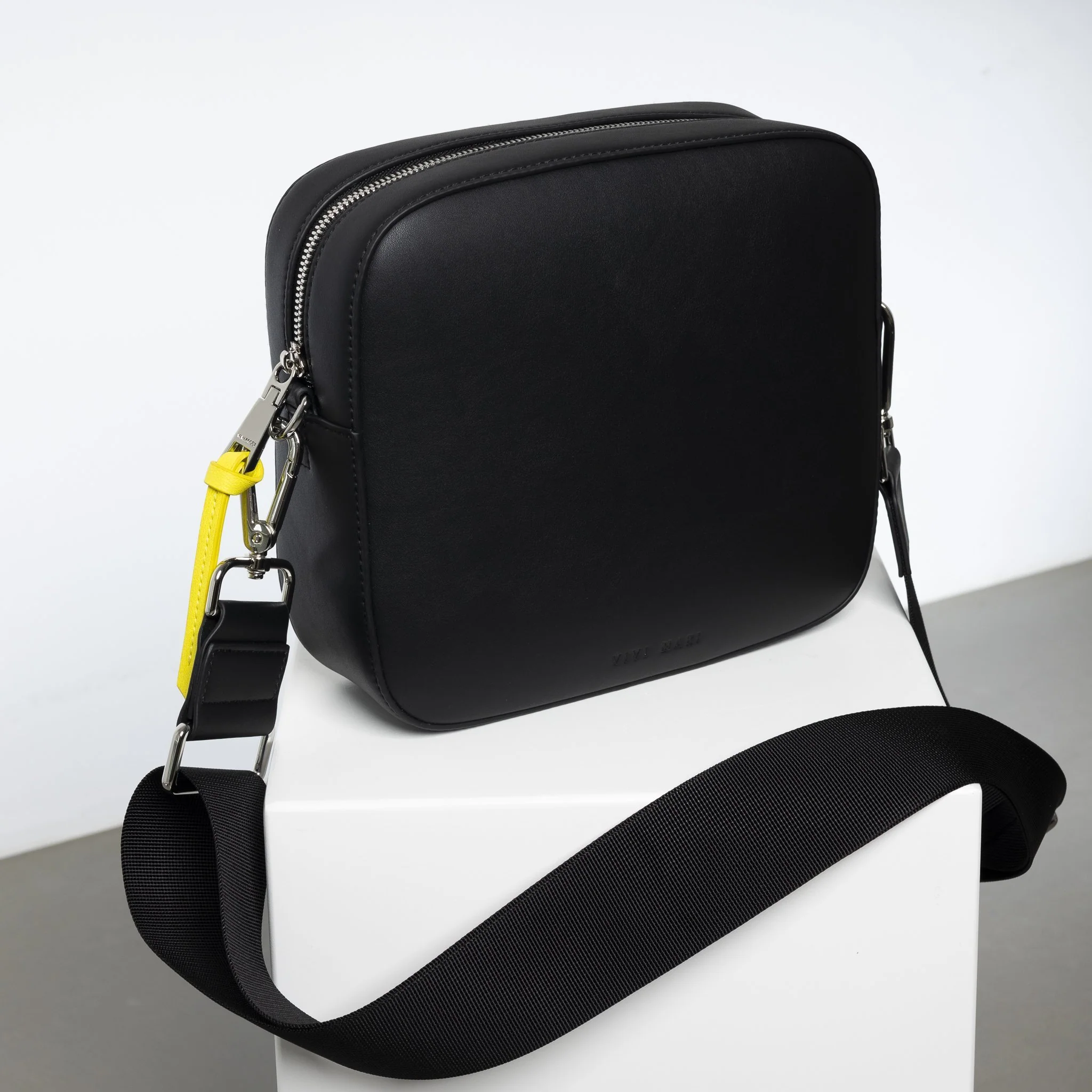 crossbody bag + strap basic woven - black - Image 10